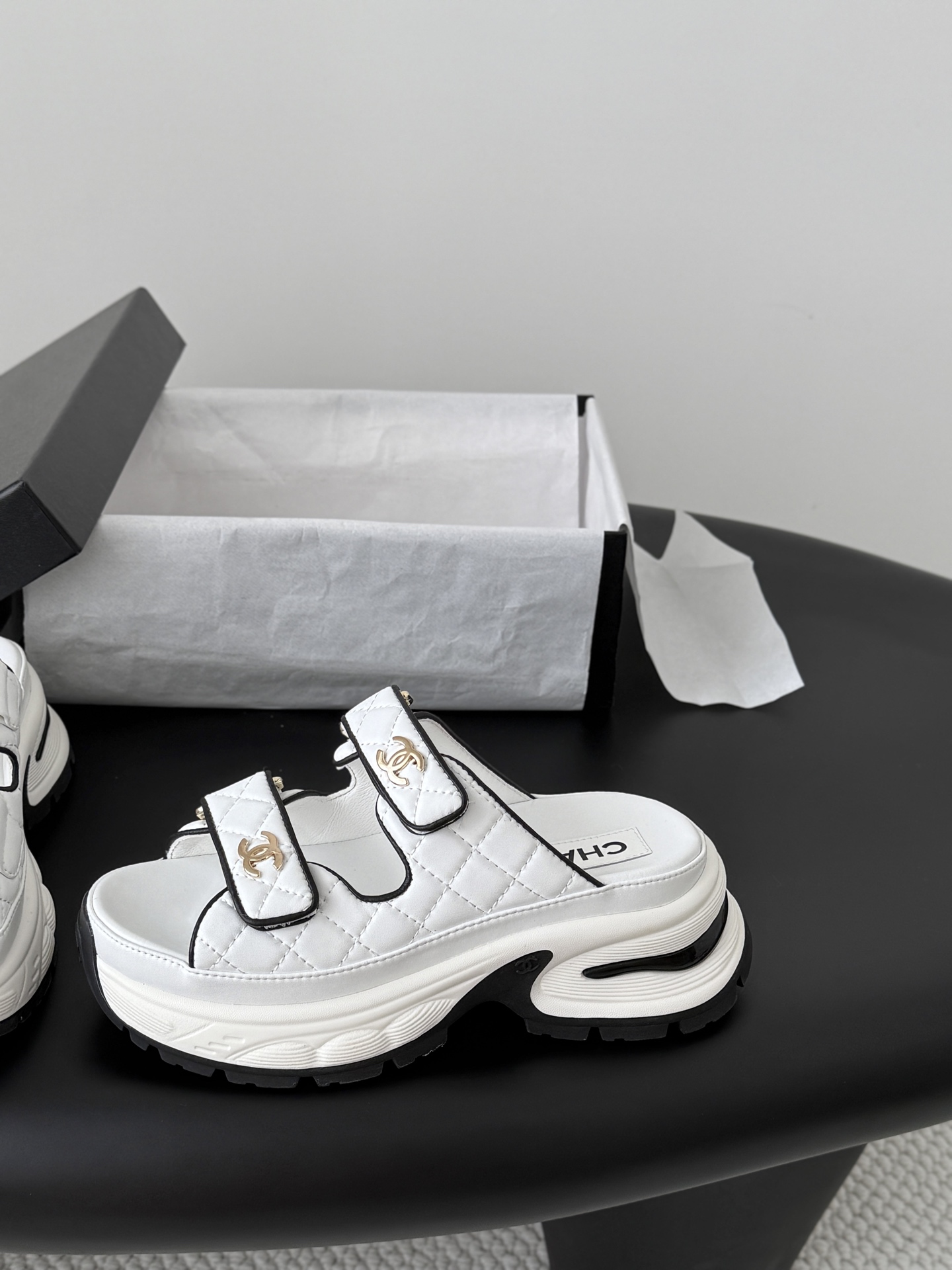 Chan 26ss velcro slippers