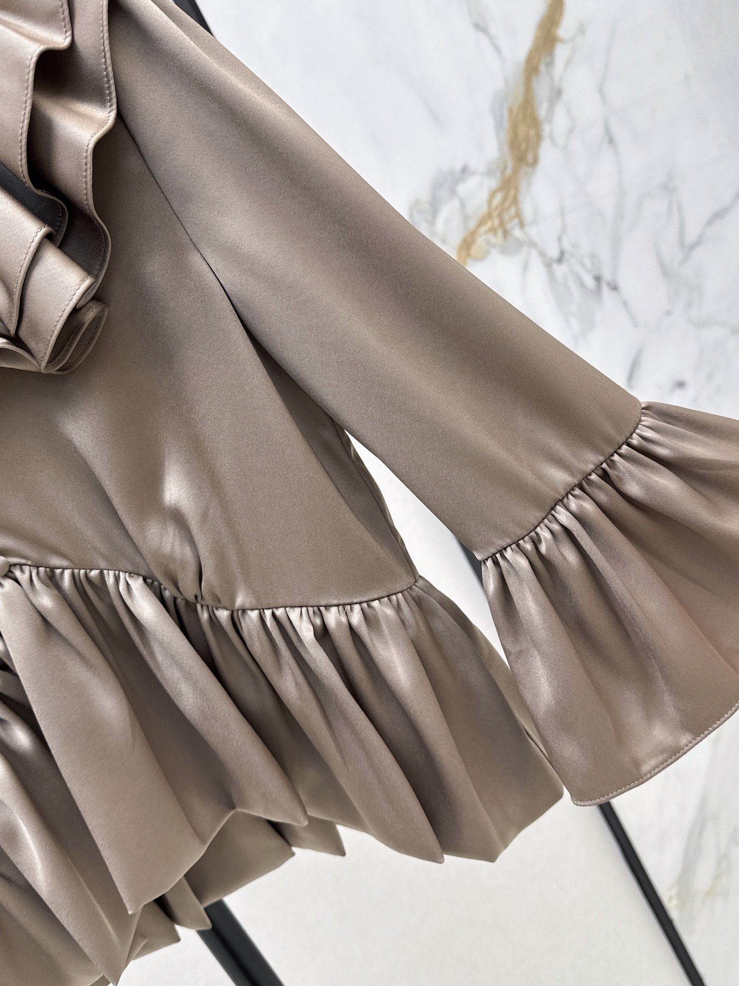 Chol 26ss ruffle top