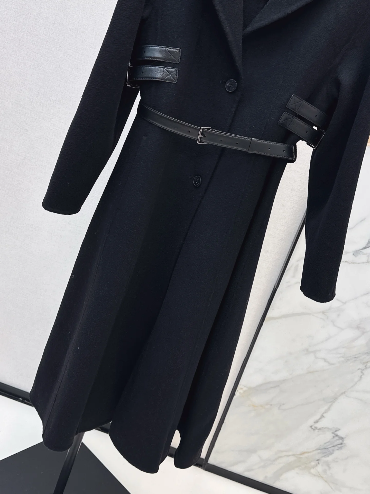 CD 25fw woolen overcoatS