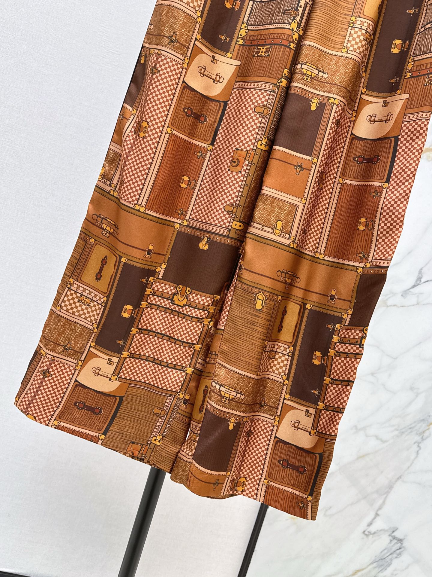 Louis 26ss print pants