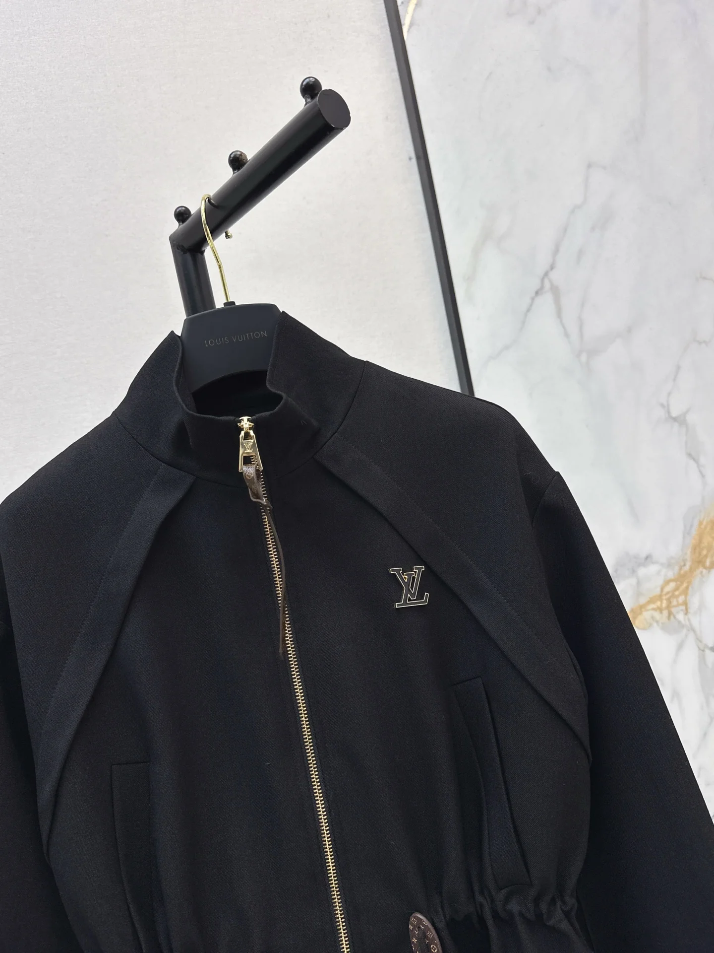 Louis 25fw drawstring jacket