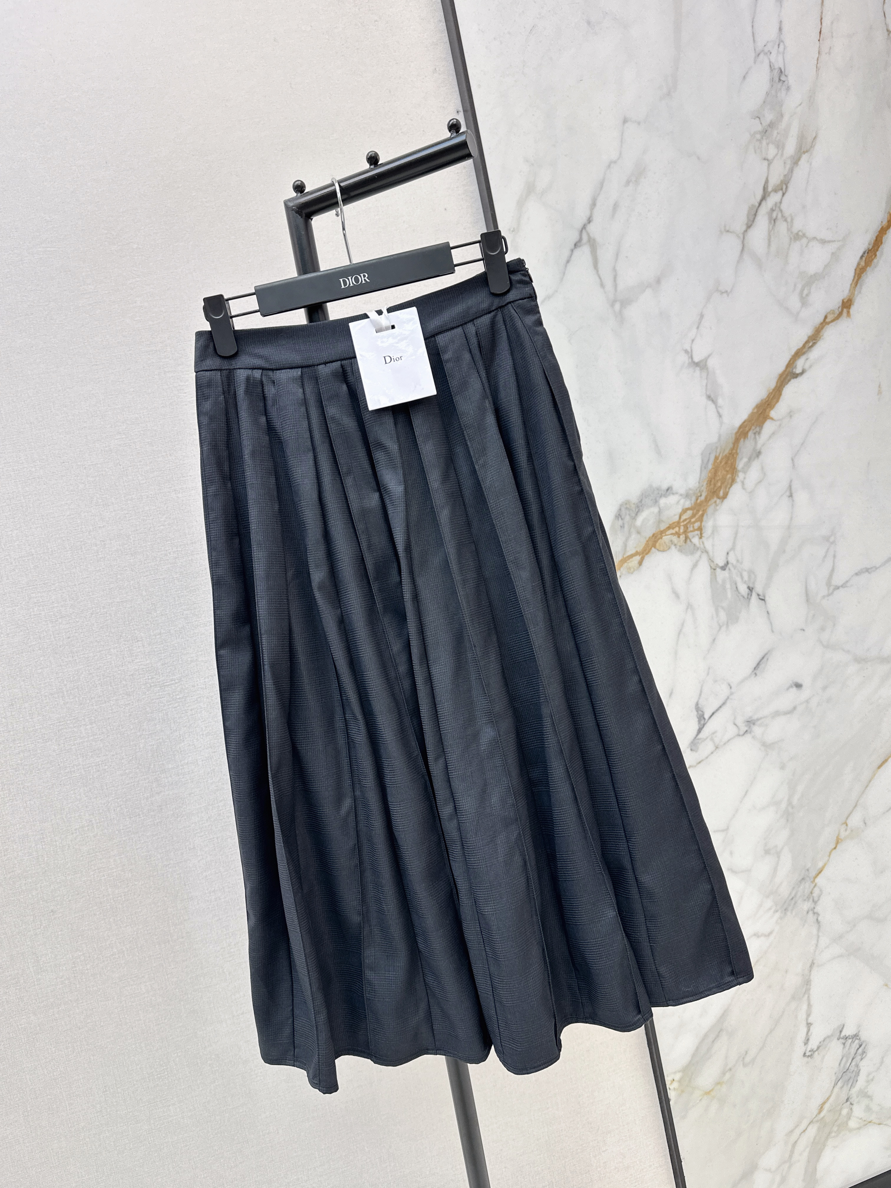 CD 26ss pleated skirt