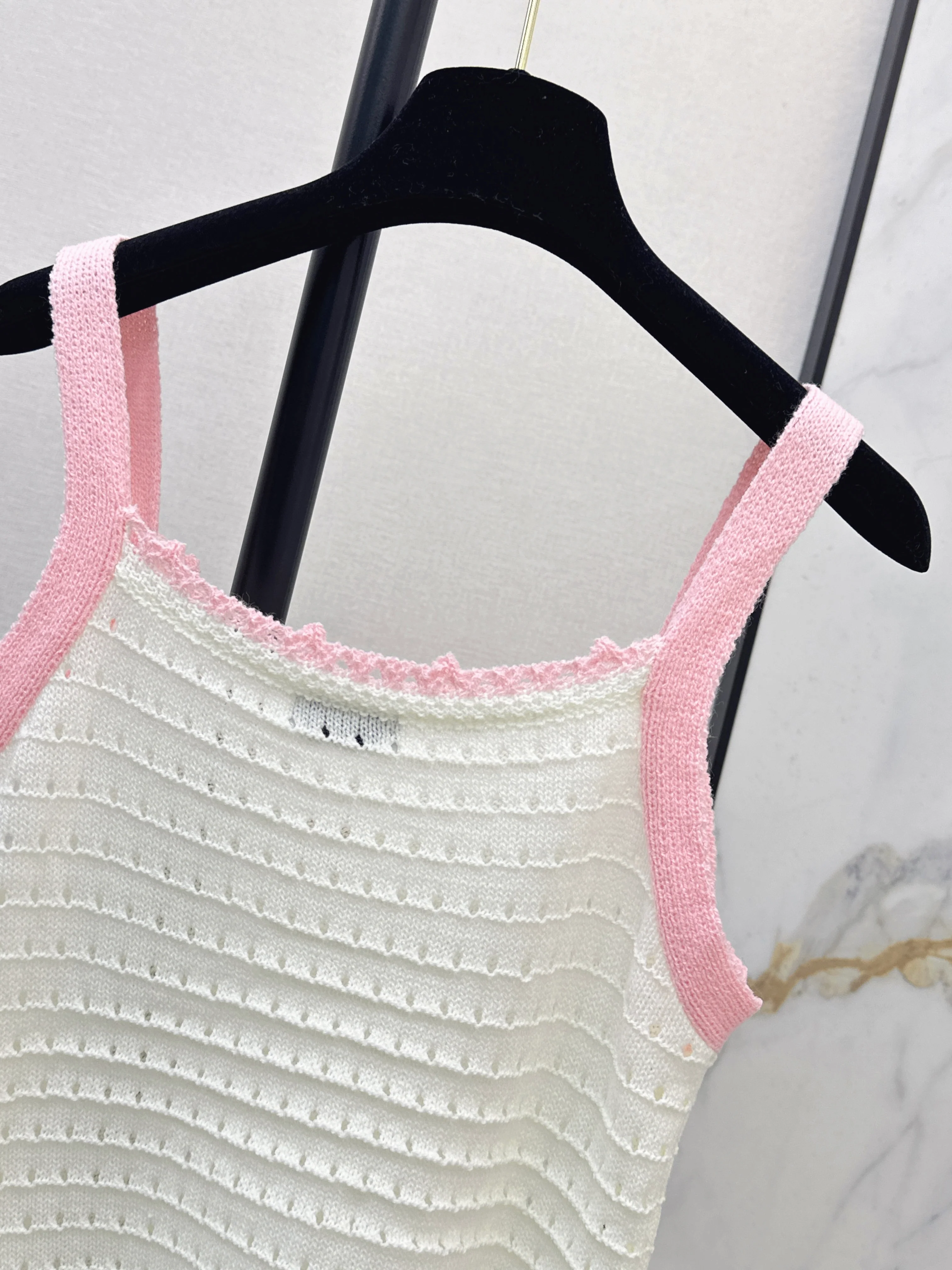 Chan 26ss knitted vest