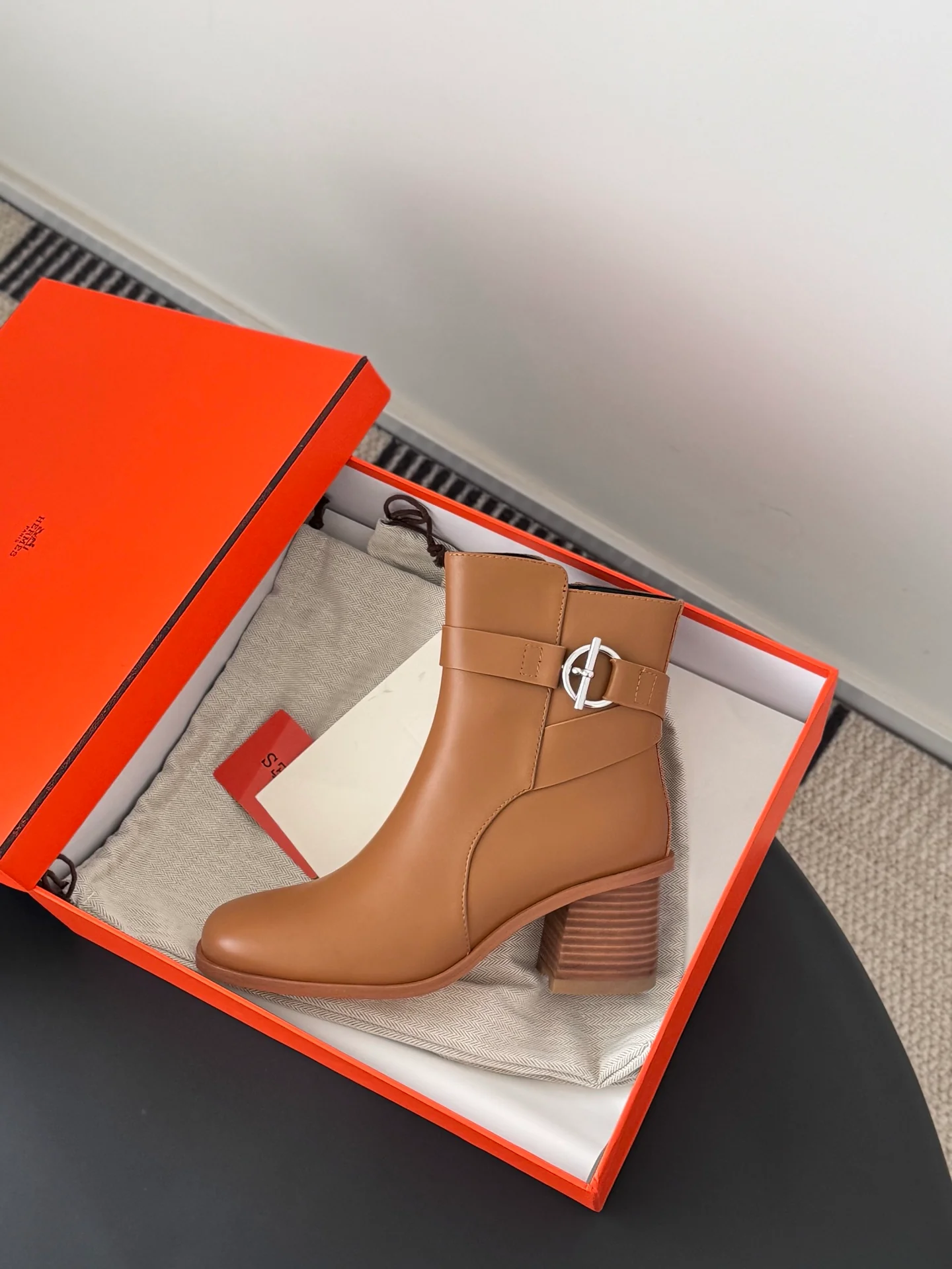 Herm 26ss ankle boots