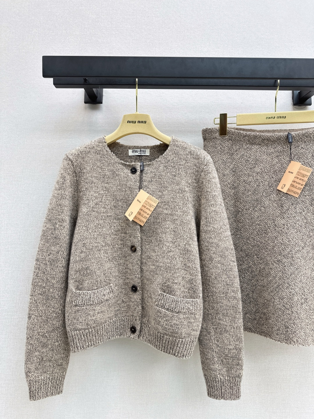 Miu 25fw knit cardigan skirt set