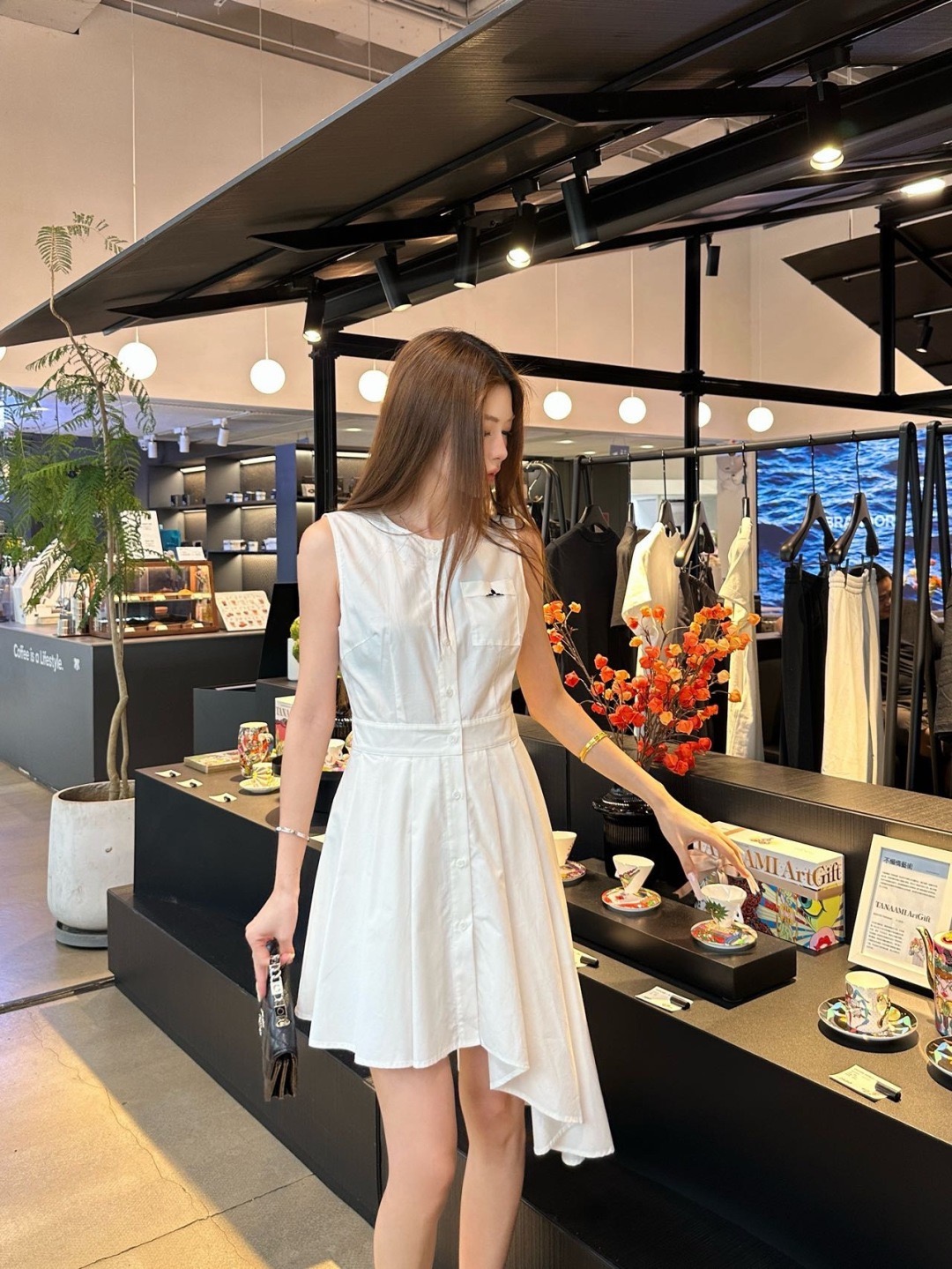 Loui 26ss sleeveless asymmetrical dress