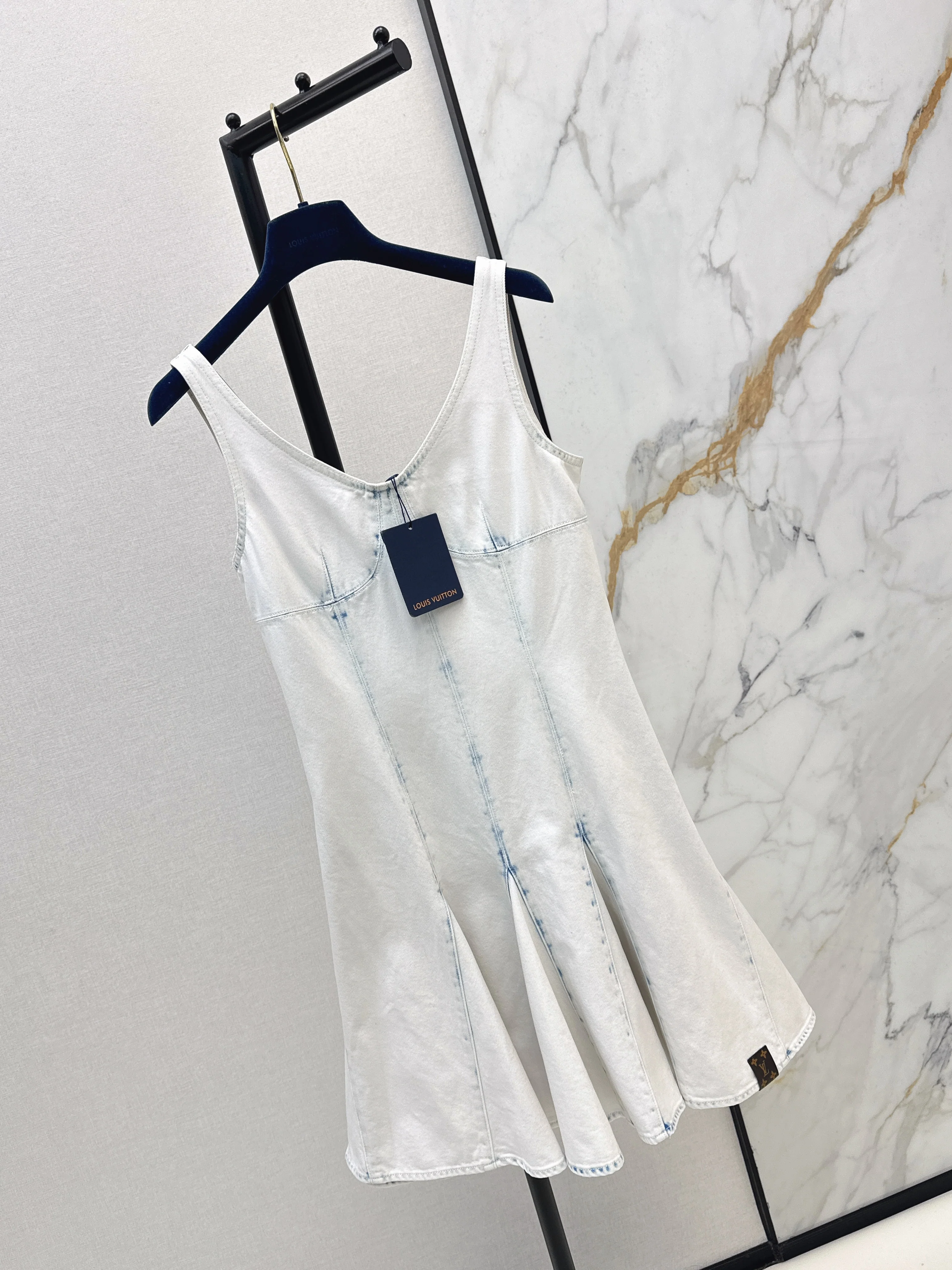 Louis 26ss denim v-neck dress