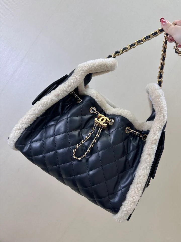 Chan 25fw bag