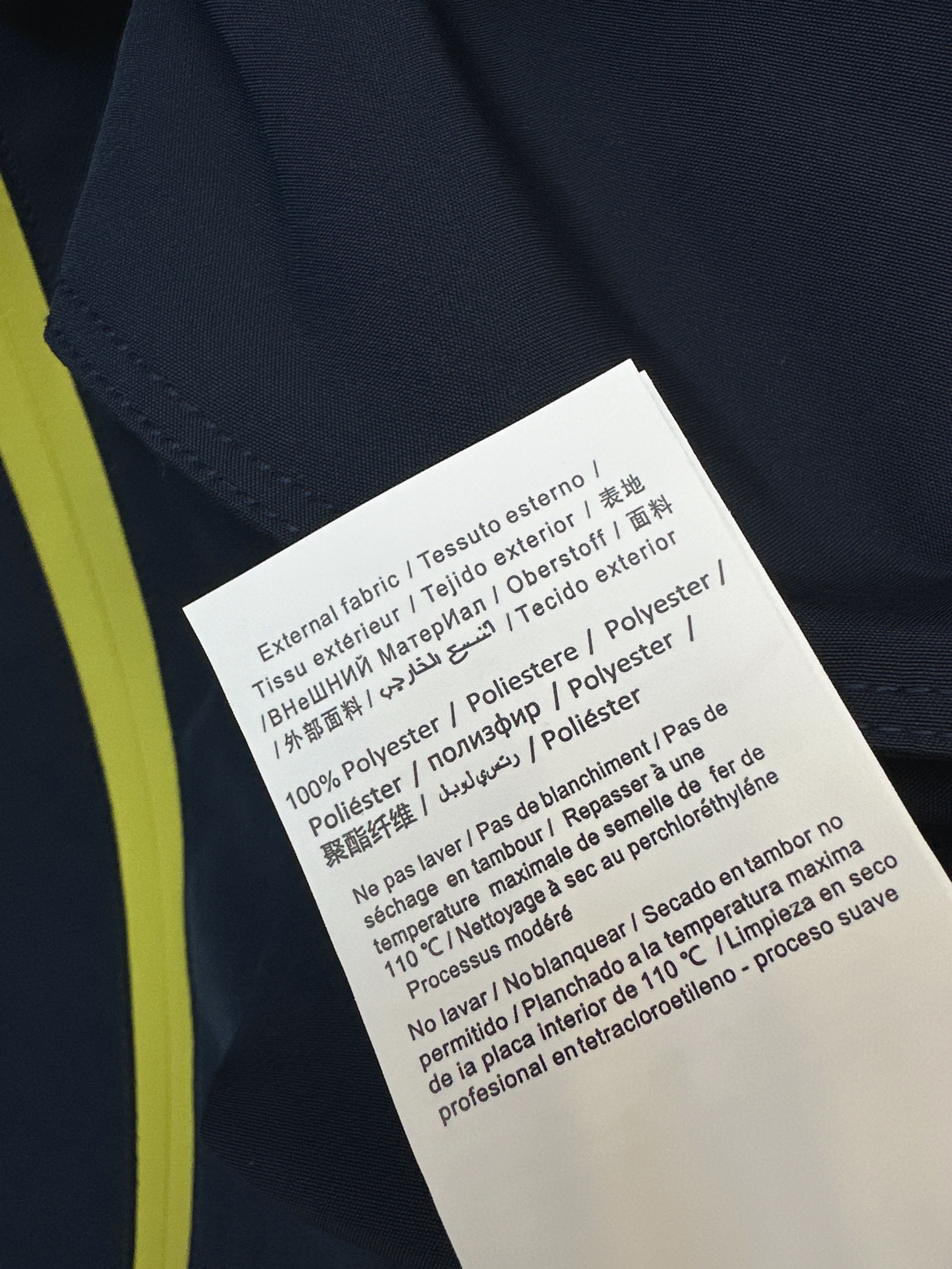 Monc 26ss hooded windbreaker