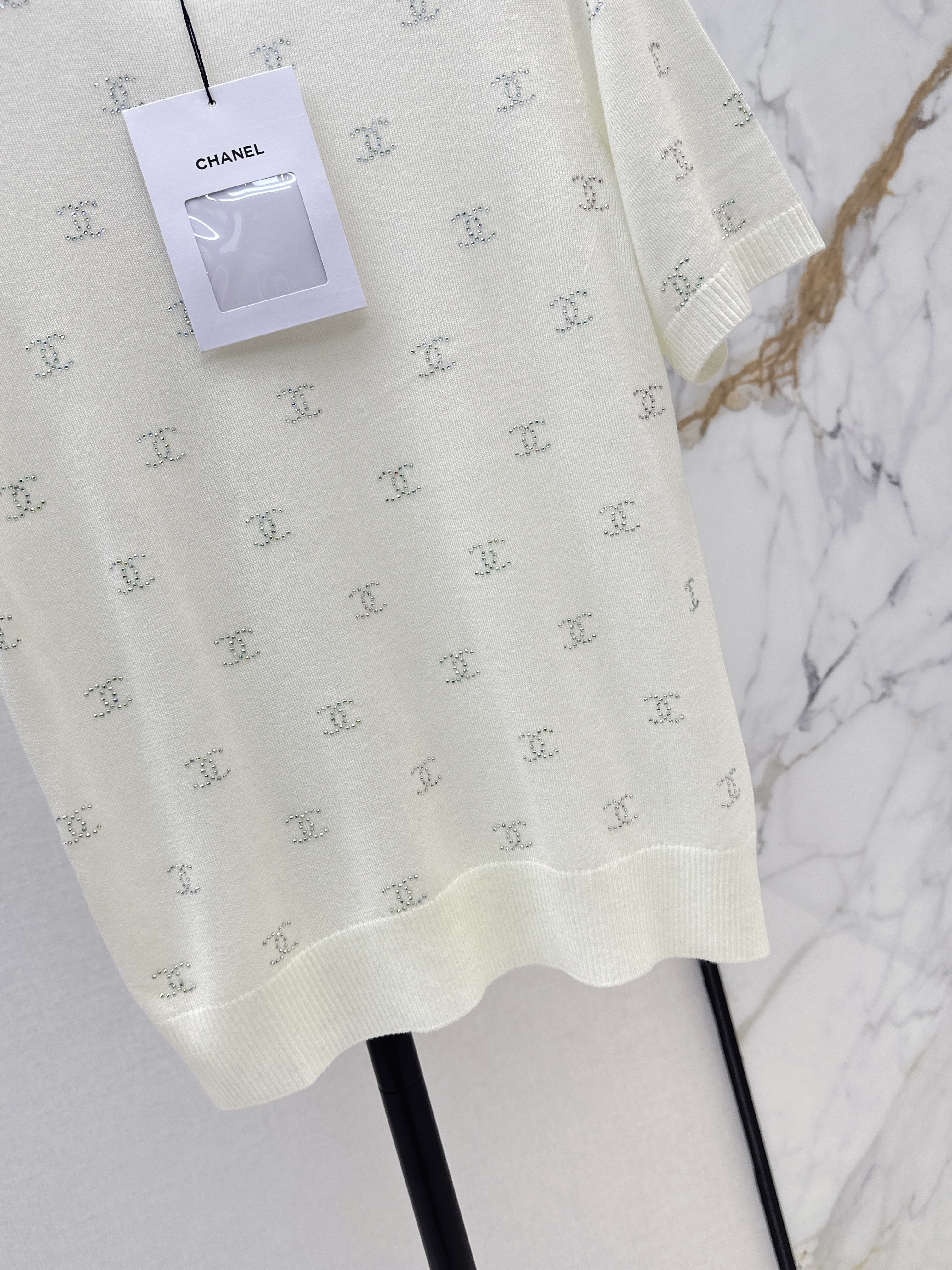 Chan 26ss rhinestone knitwear