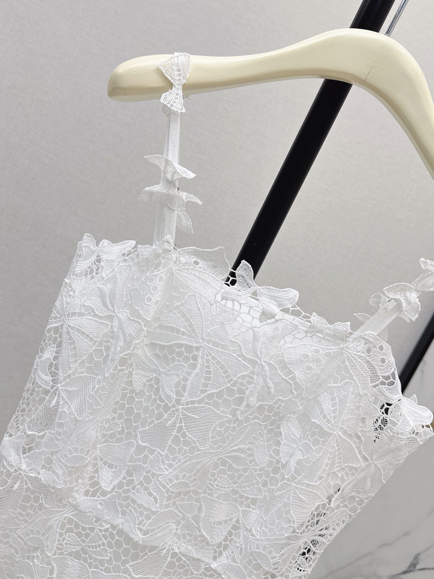 CD 26ss lace slip dress