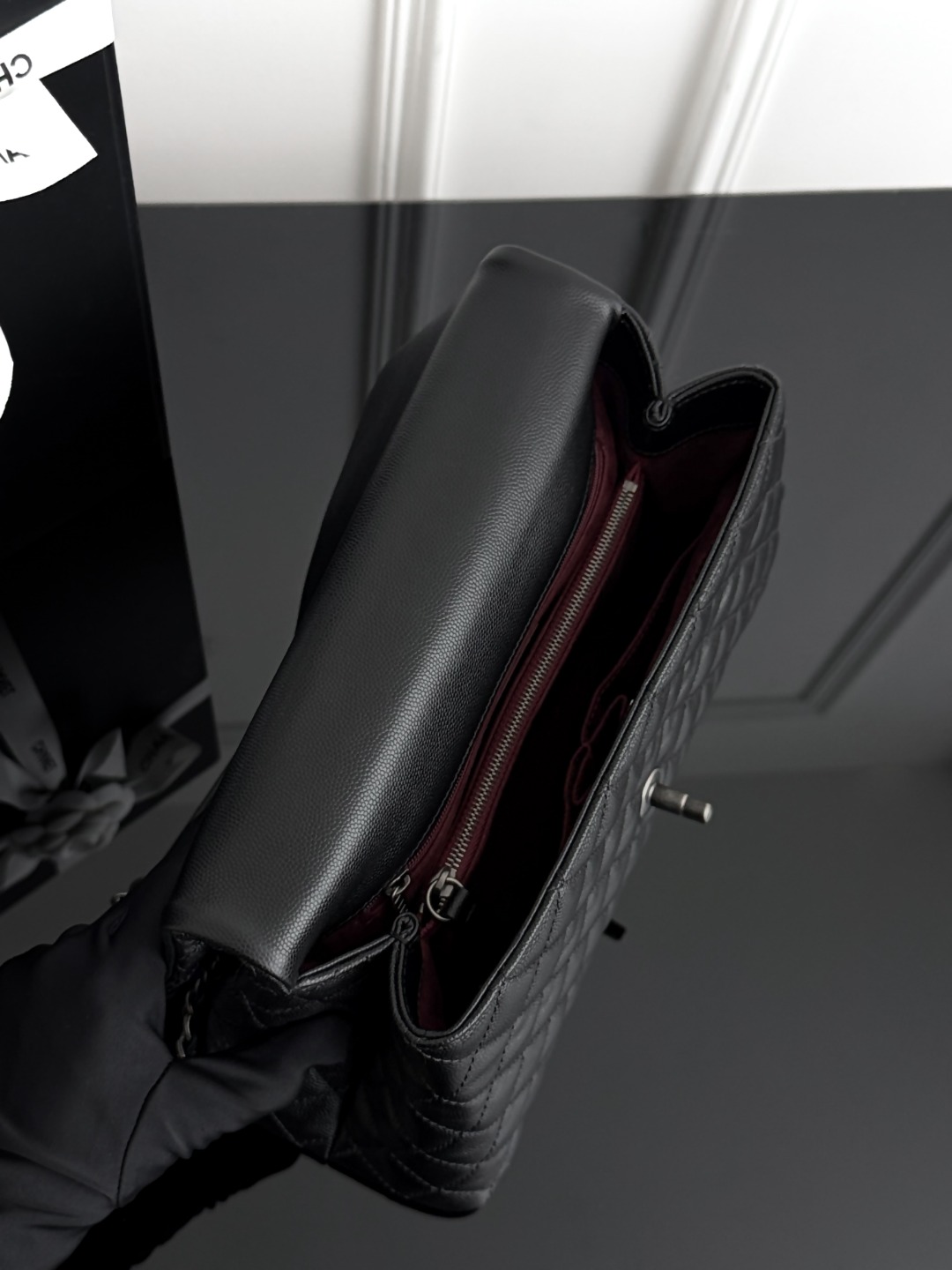 Chan 26ss coco handle bag