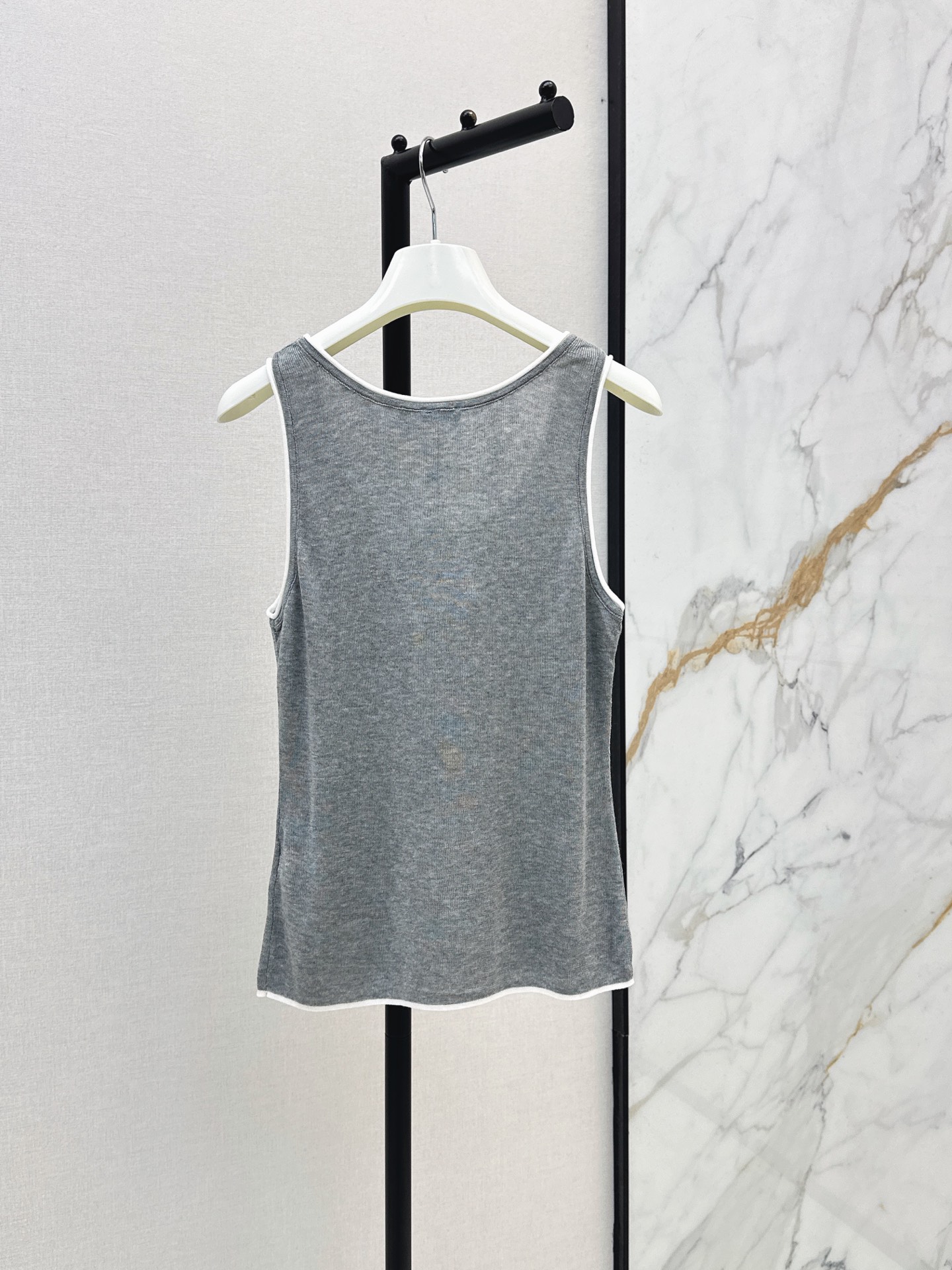 Loe 26ss knit vest