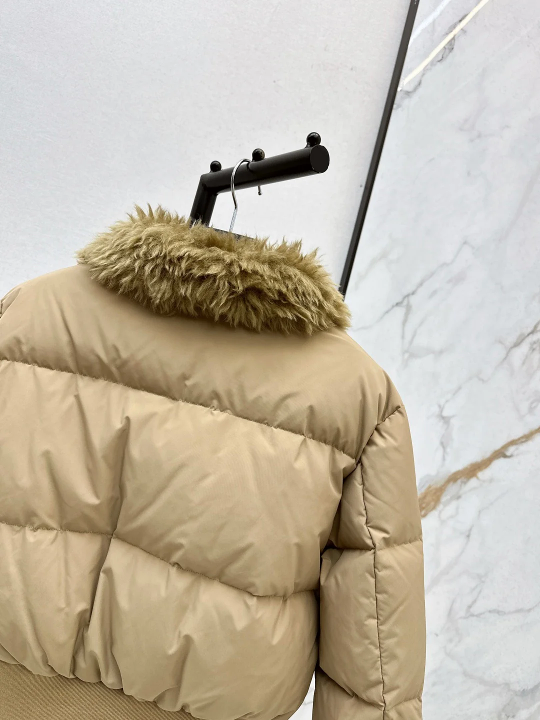 Pra 25fw down jacket
