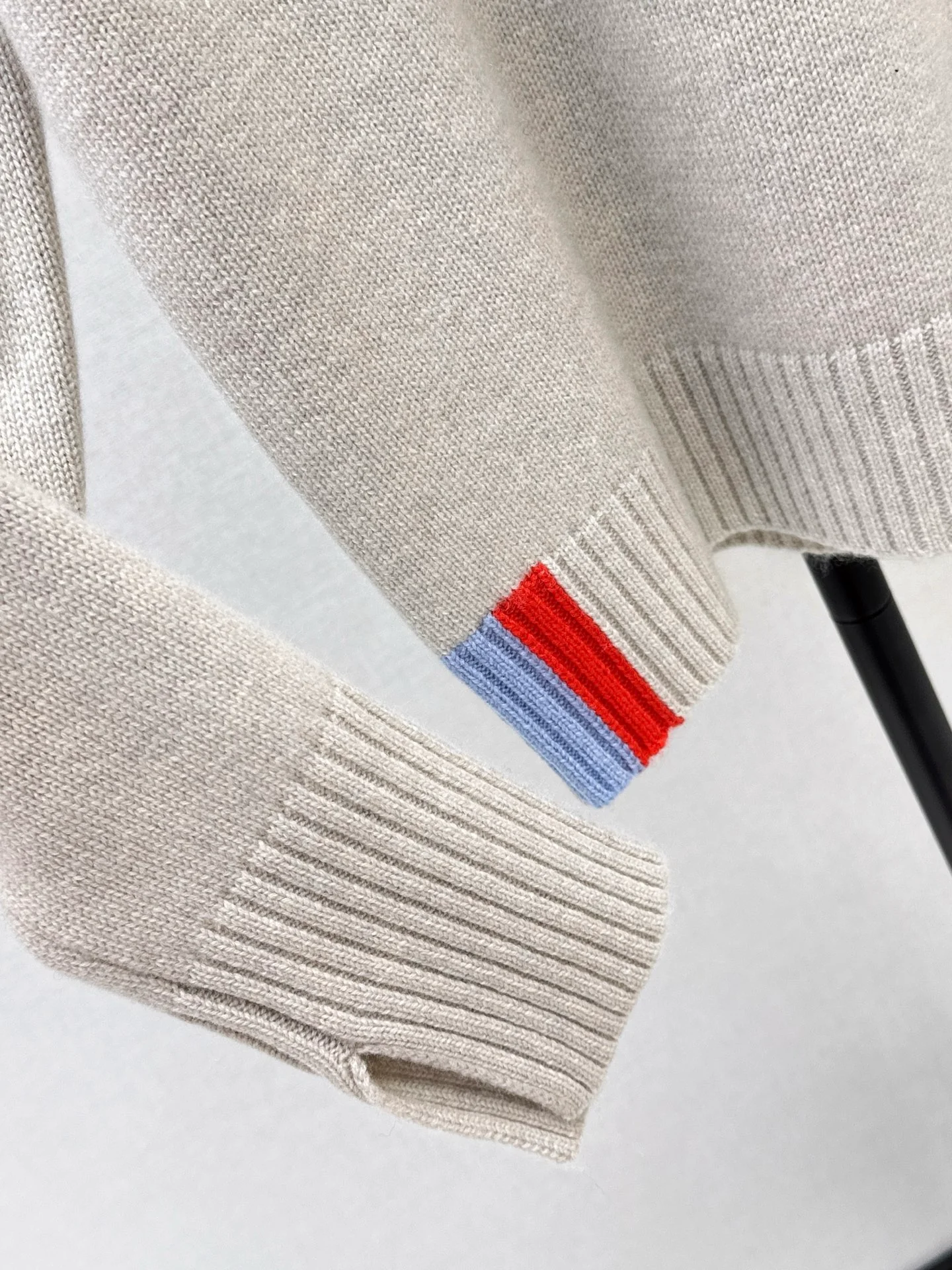 Loe 26ss cashmere sweater