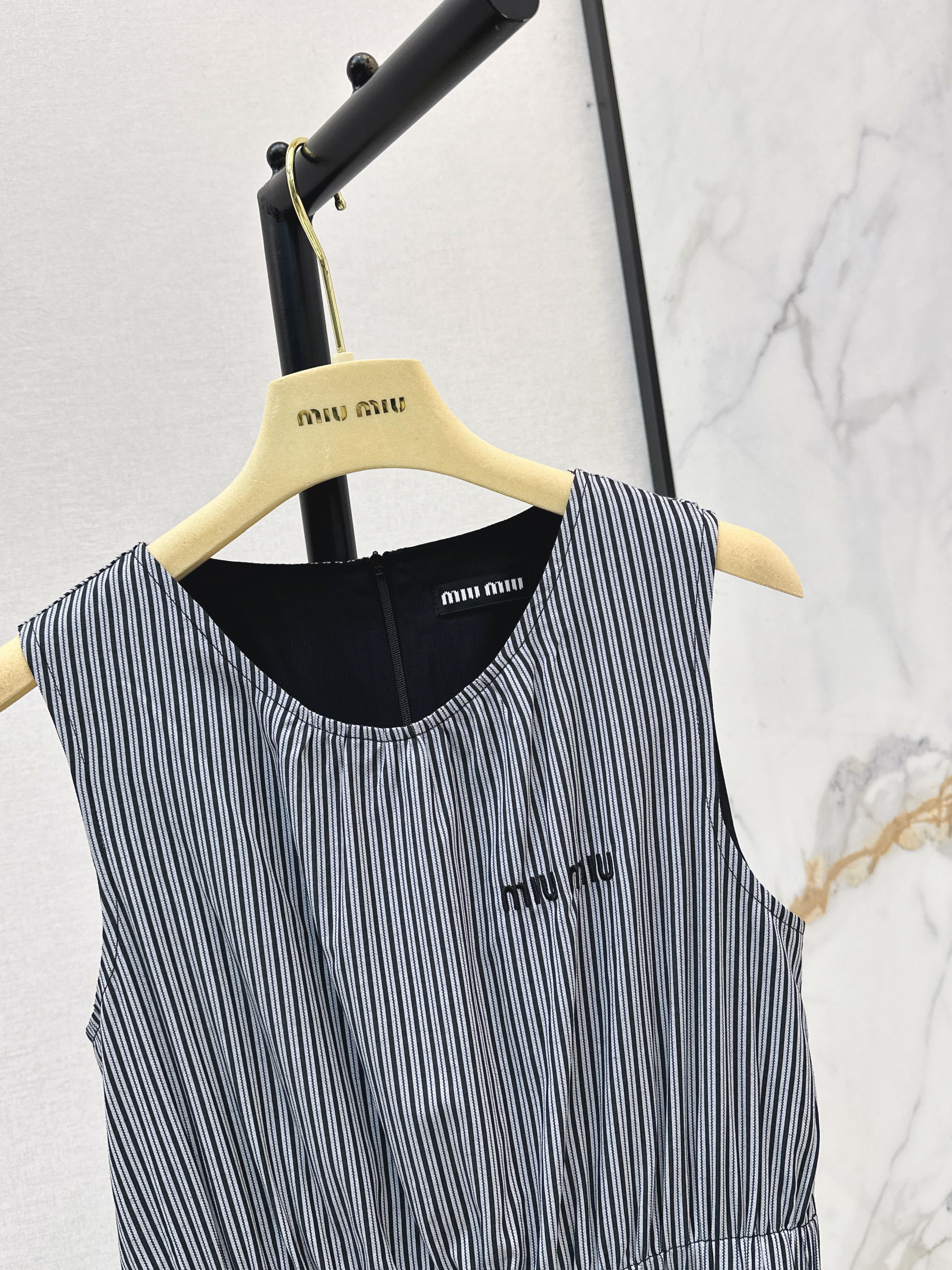 Miu 26ss stripe sleeveless dress