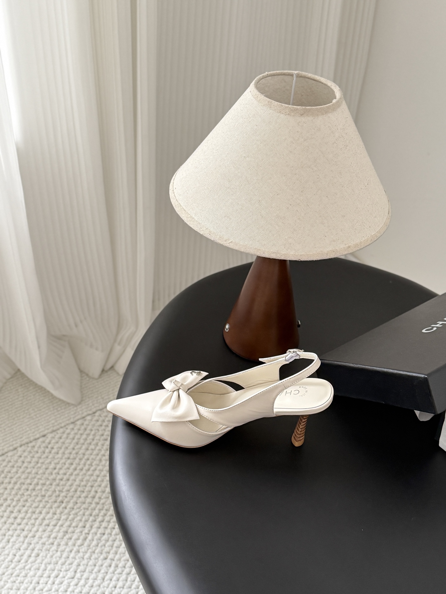 Chan 26ss bow slingback heel