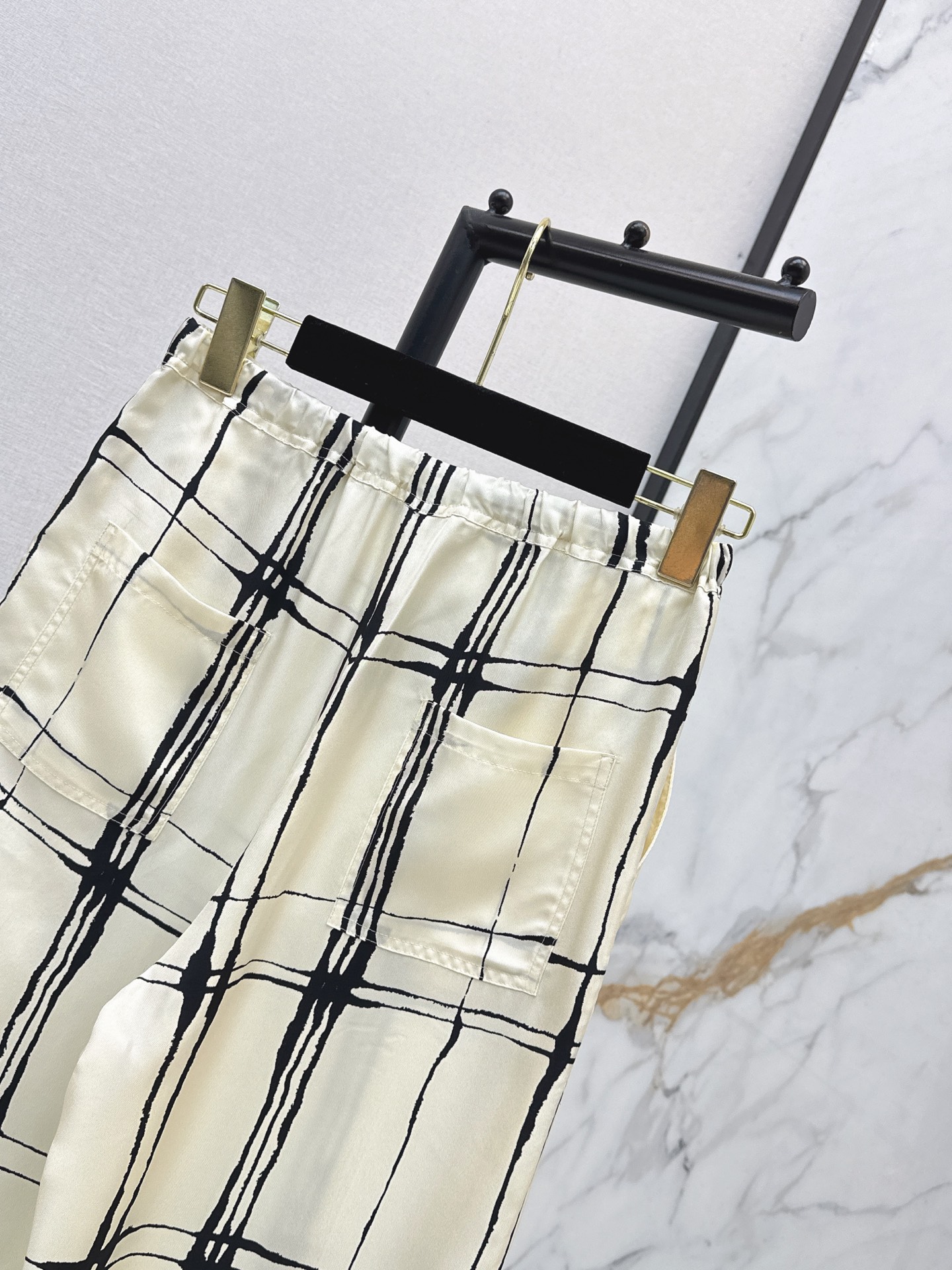 Chan 26ss check print silk pants