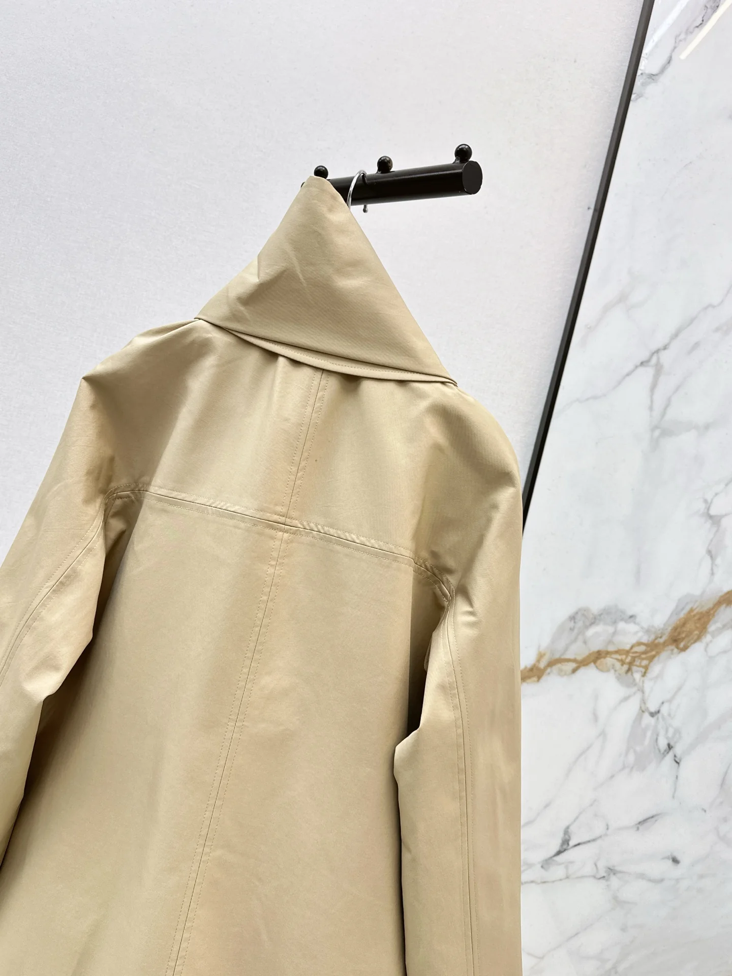CD 26ss trench coats