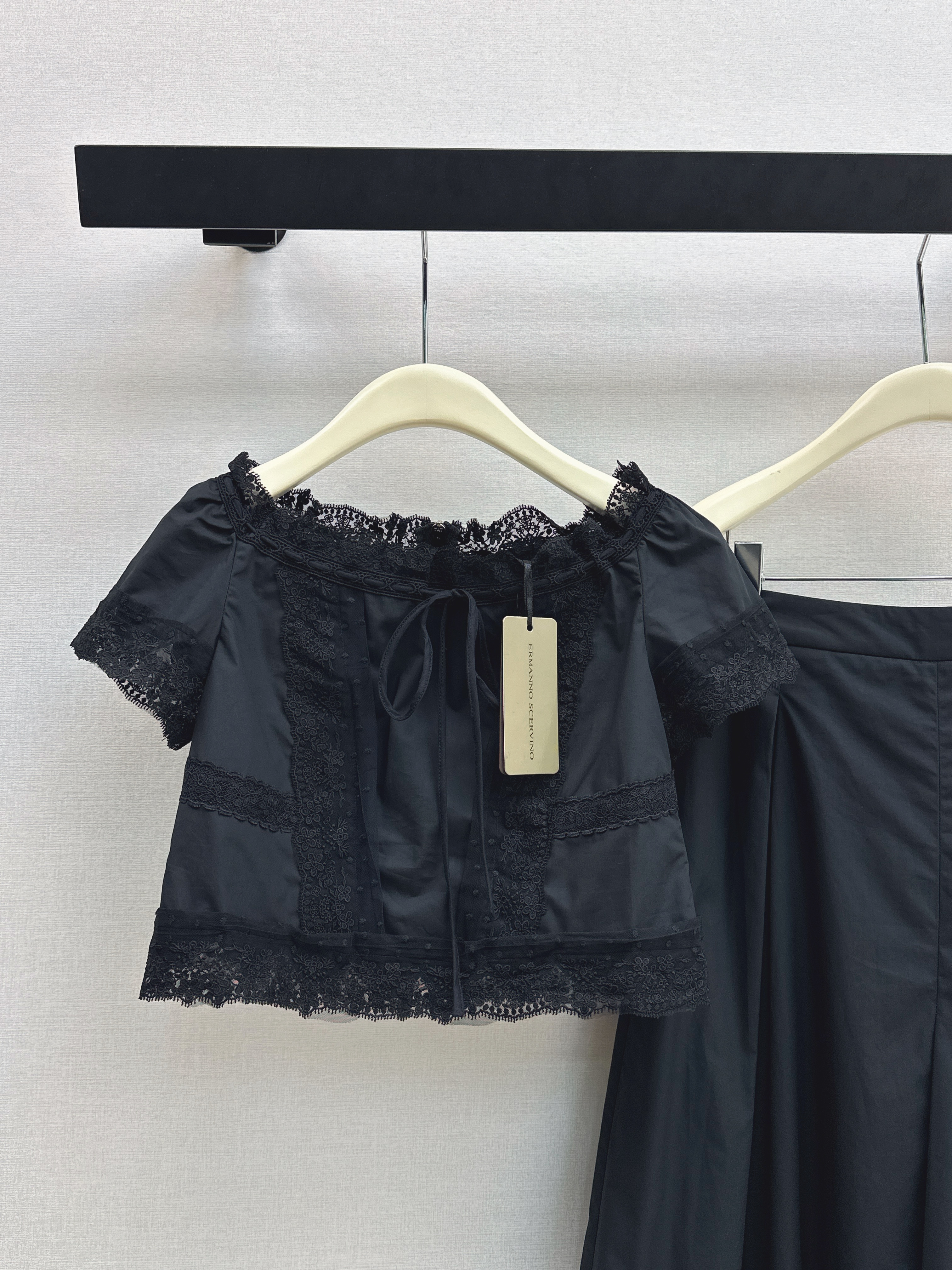 ES 26ss lace crop top skirt set