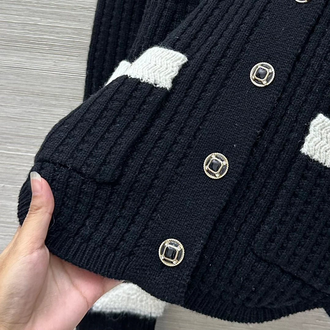 Chan 25fw knitted cardigan