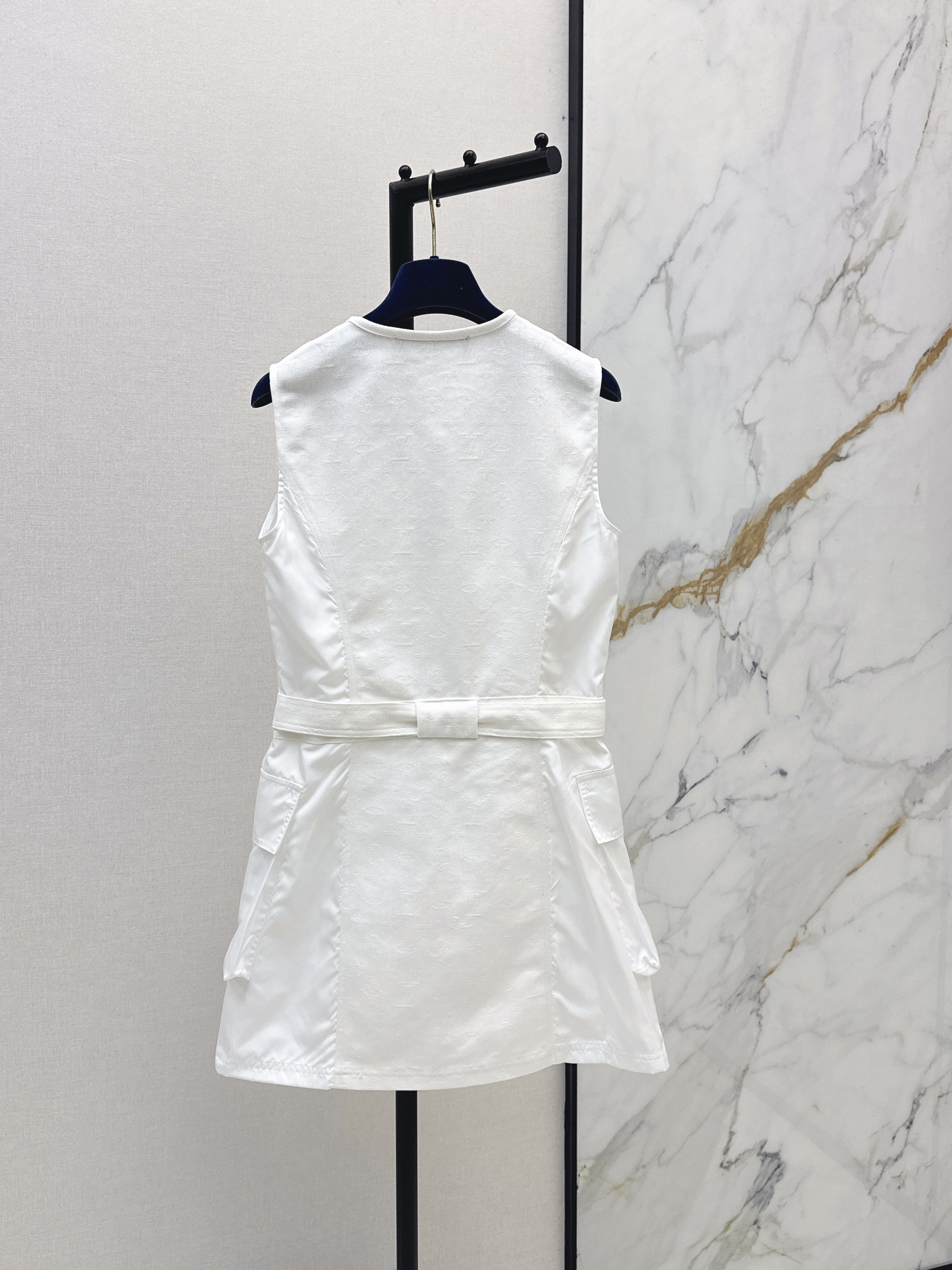 Loui 26ss sleeveless zip-up dress