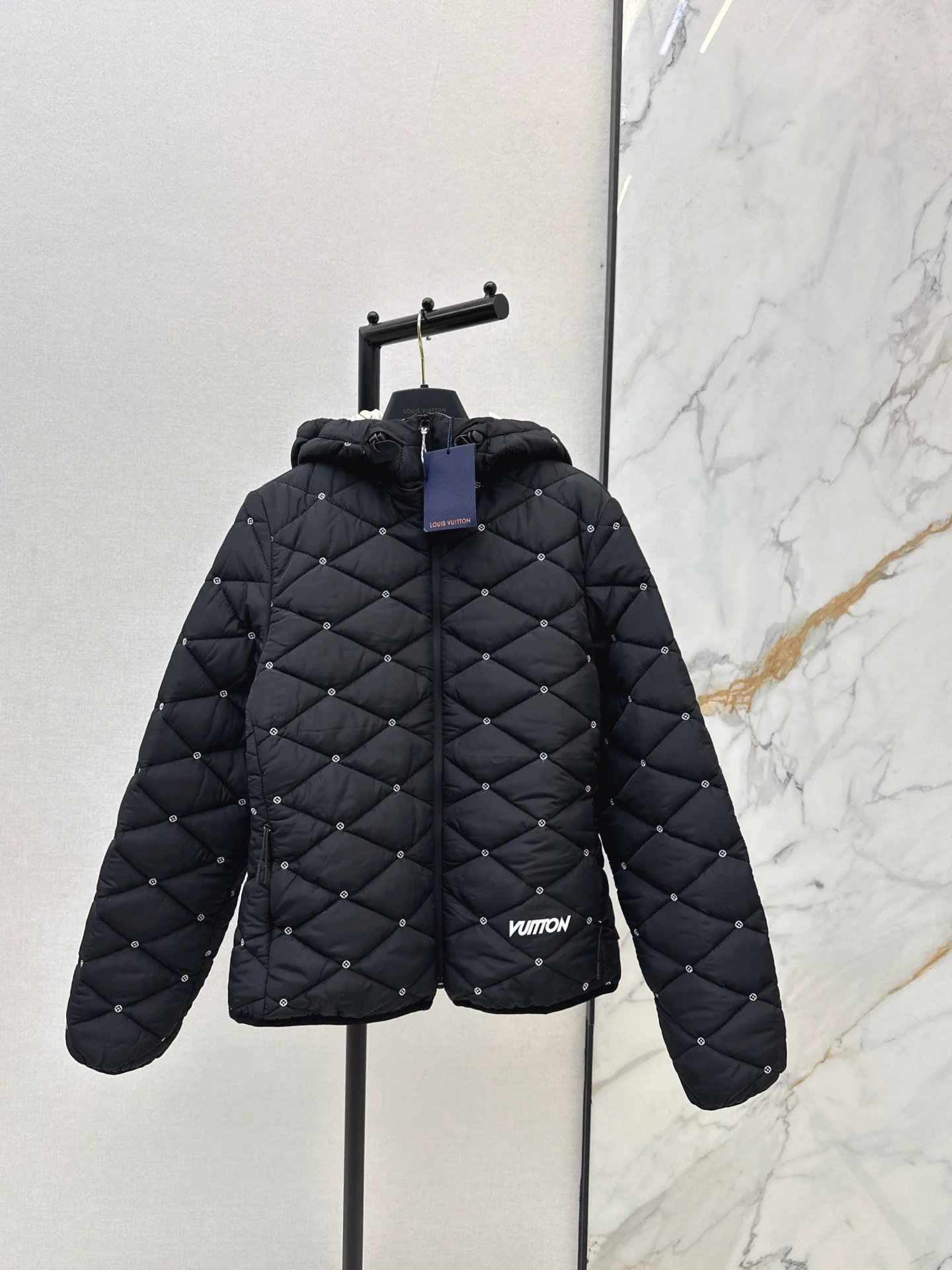 Louis 25fw padded jacket
