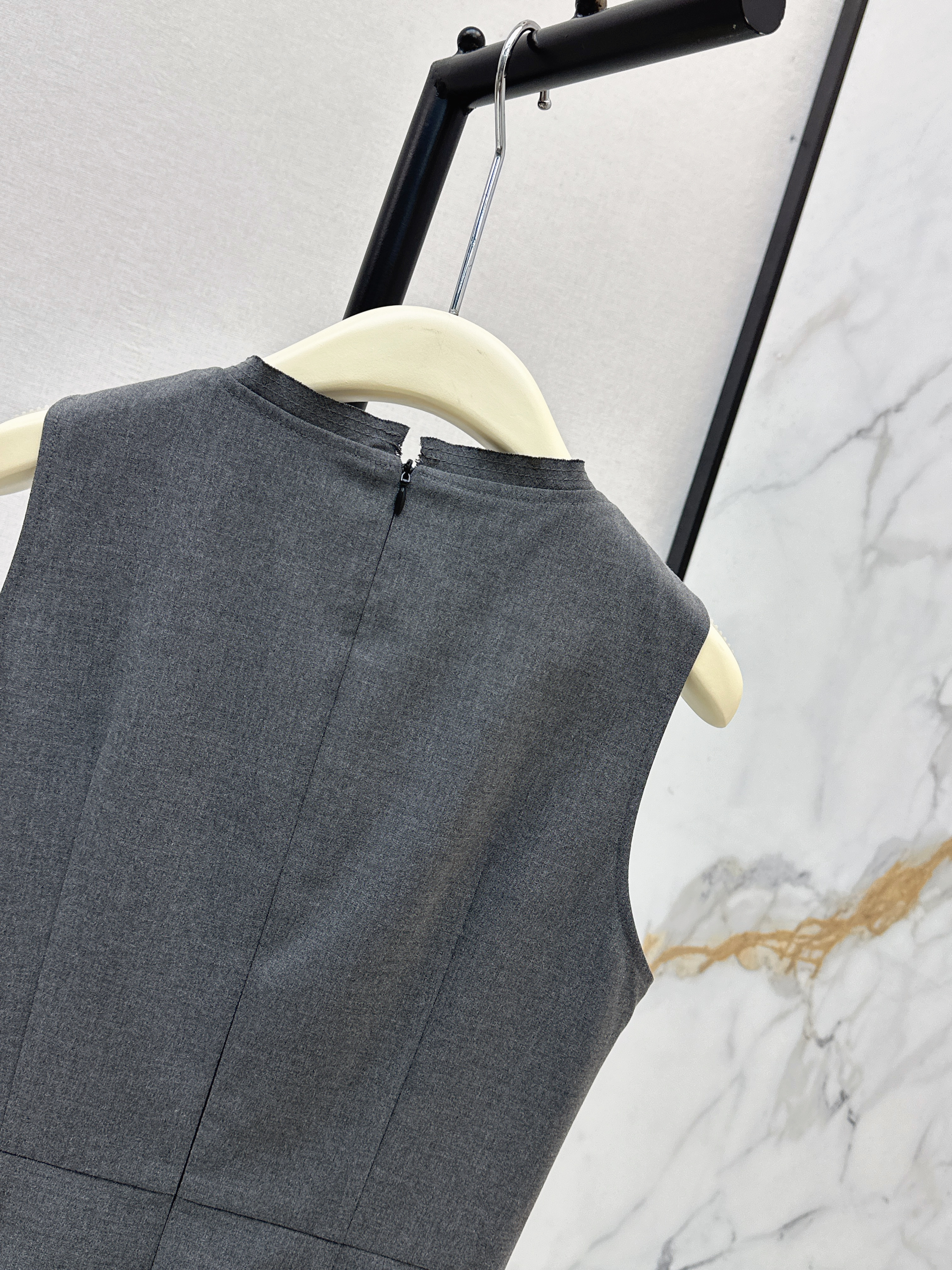 Prad 26ss bow sleeveless dress