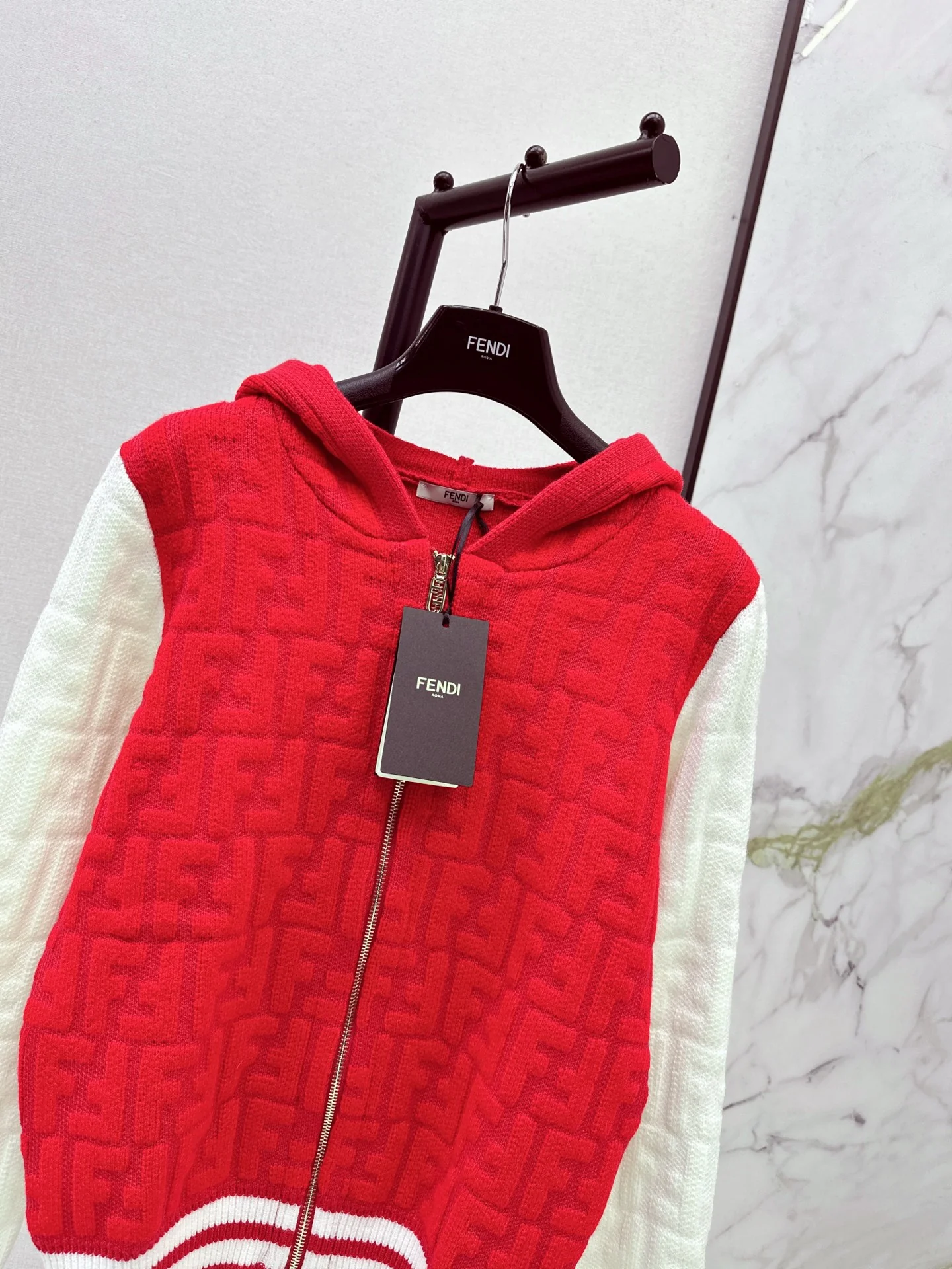 Fend 25fw hooded cardigan