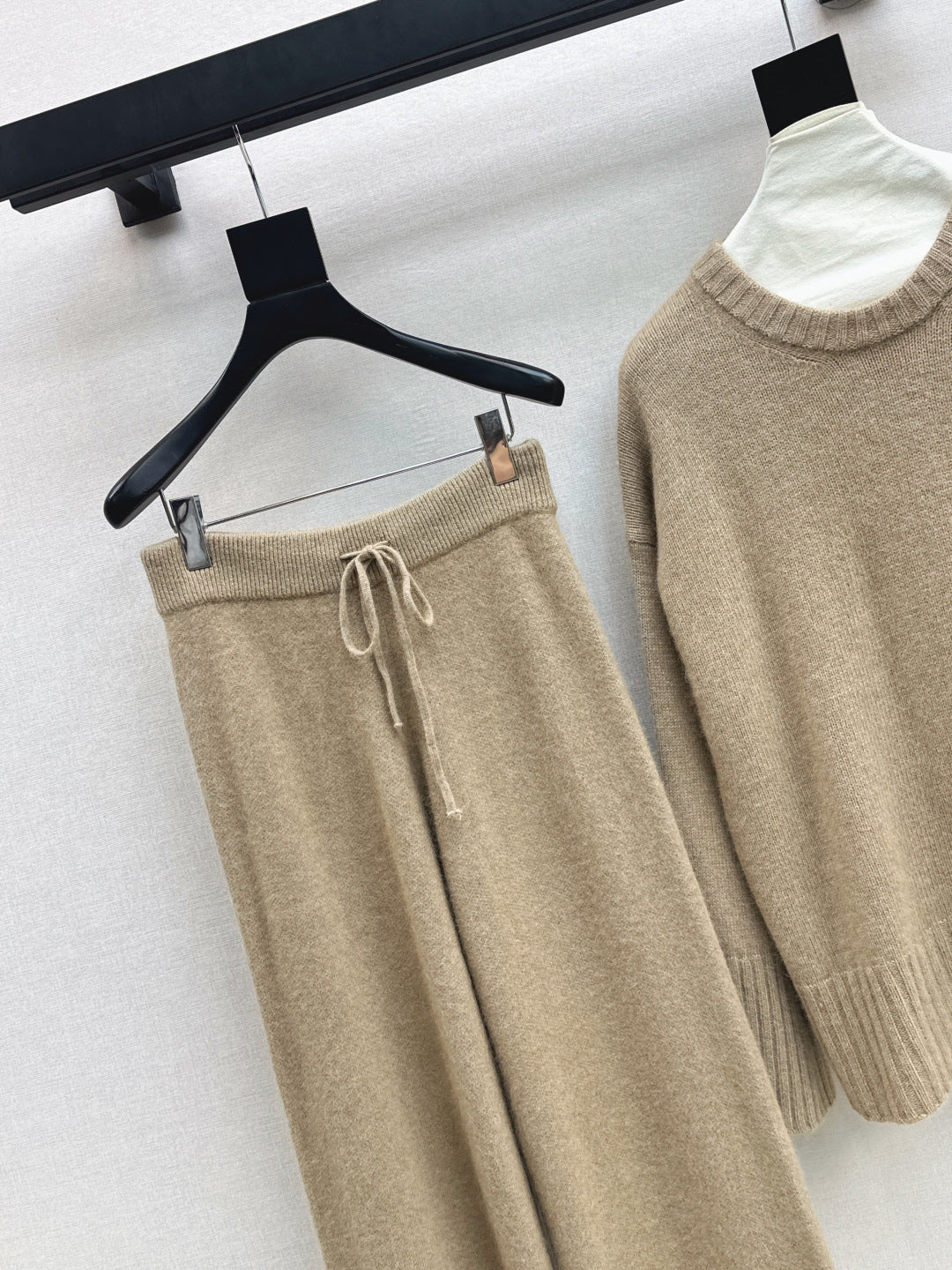 Brun 25fw knit sweater pants set