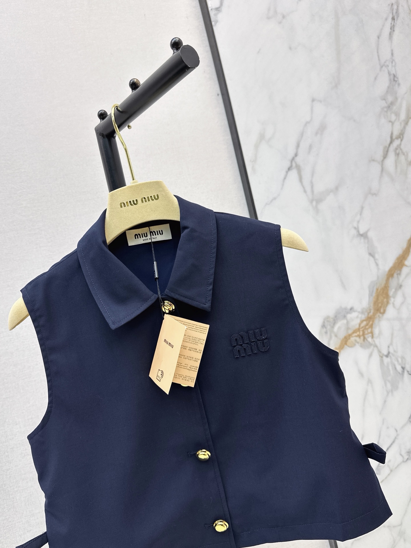 Miu 26ss sleveless waistcoat