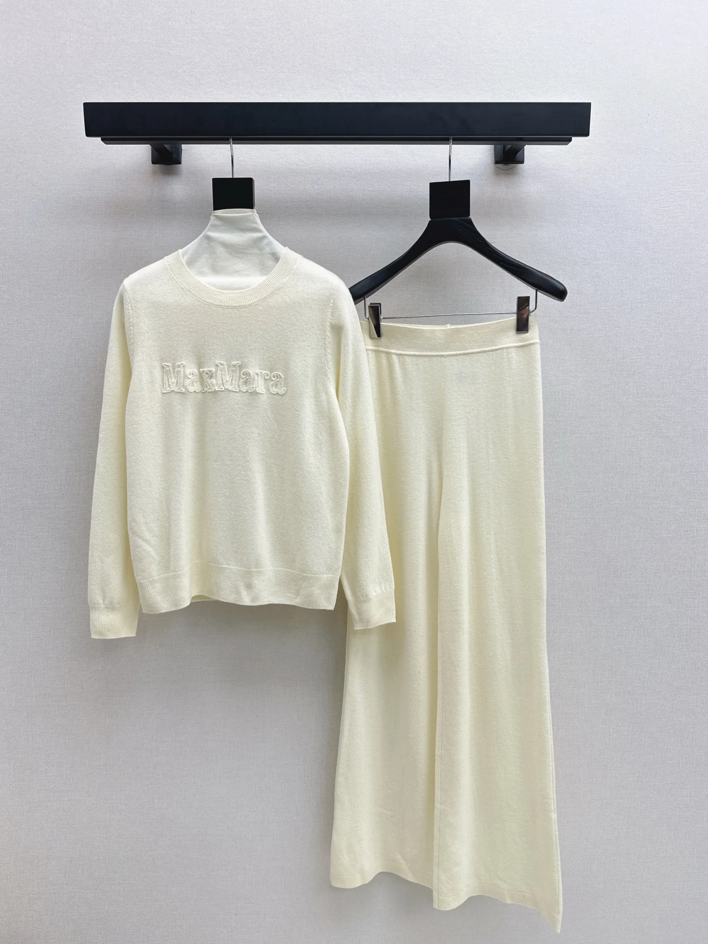 Max 25fw sweater pants set