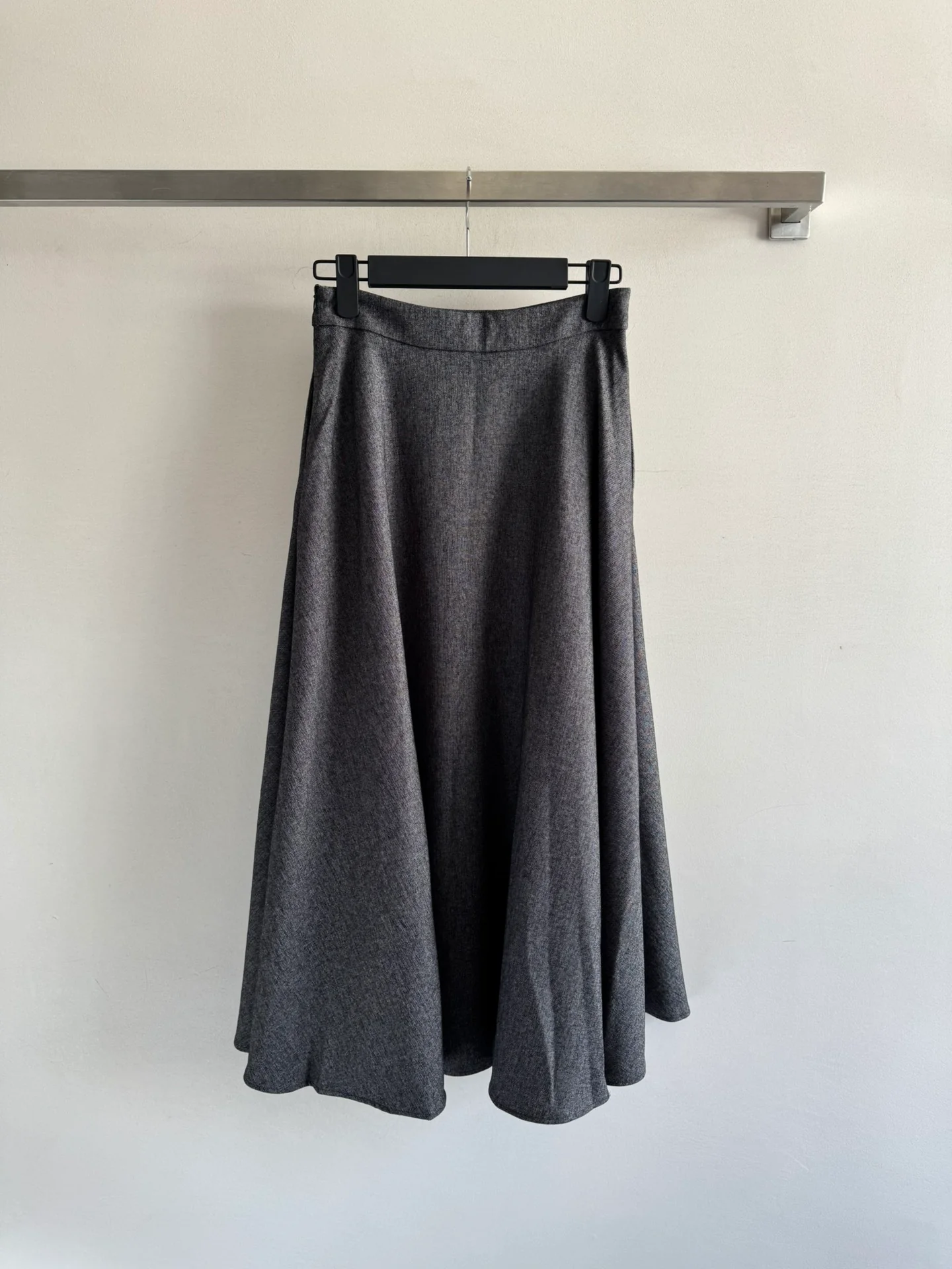 CD 26ss pleated skirts