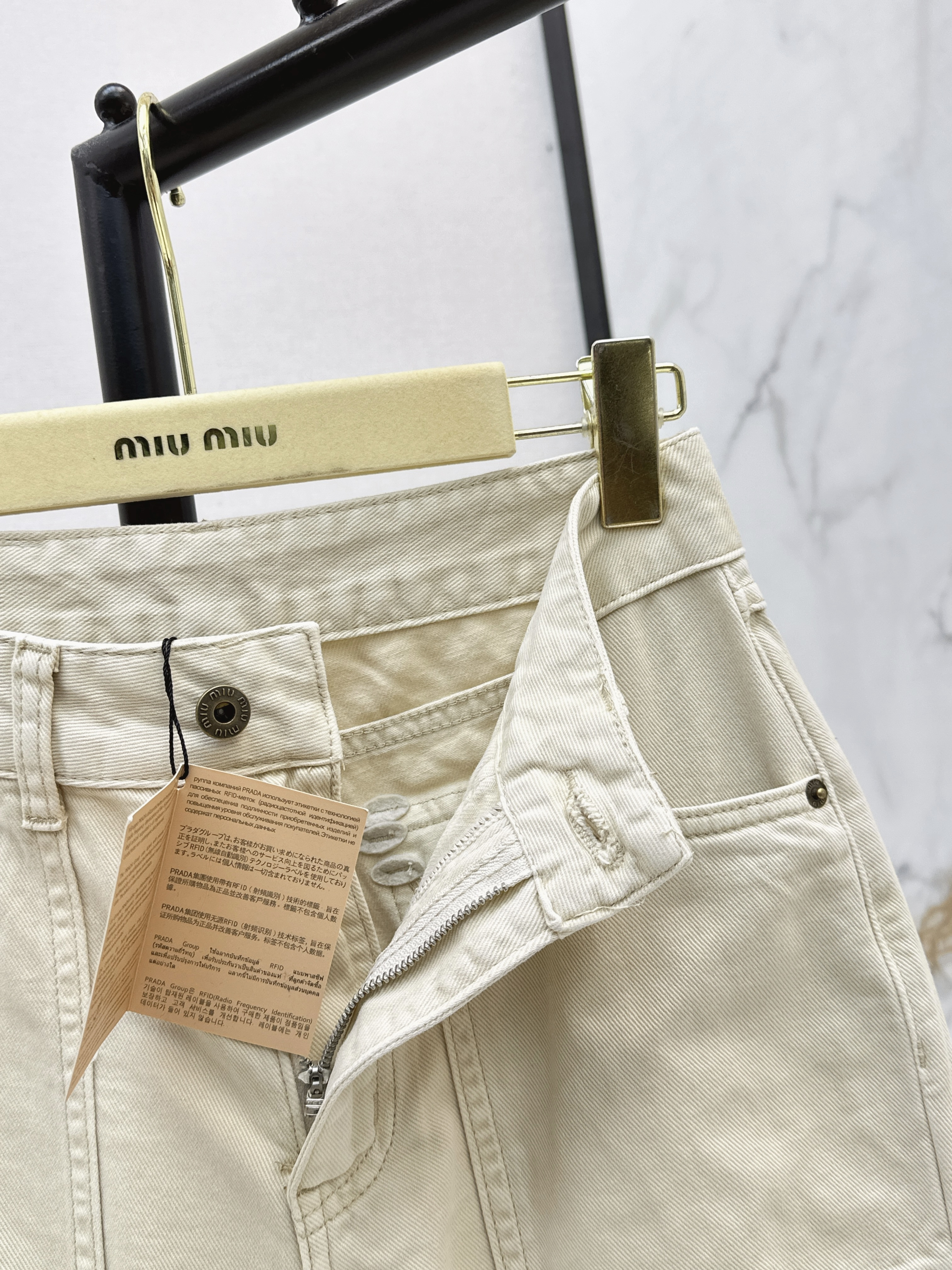 Miu 26ss straight-leg jeans