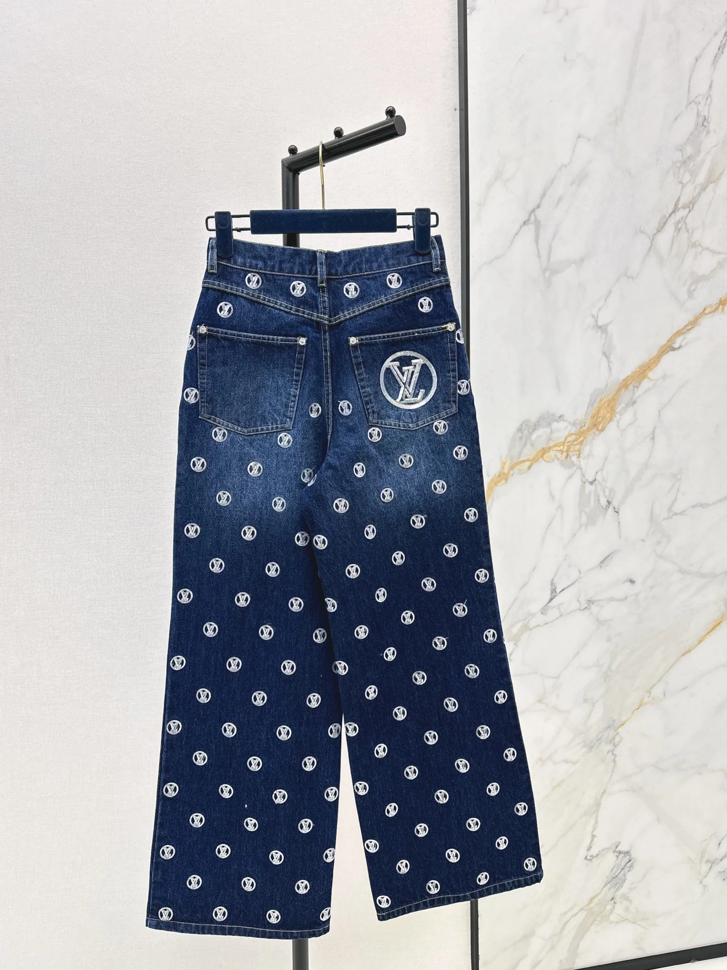 Louis 25fw embroidery jeans