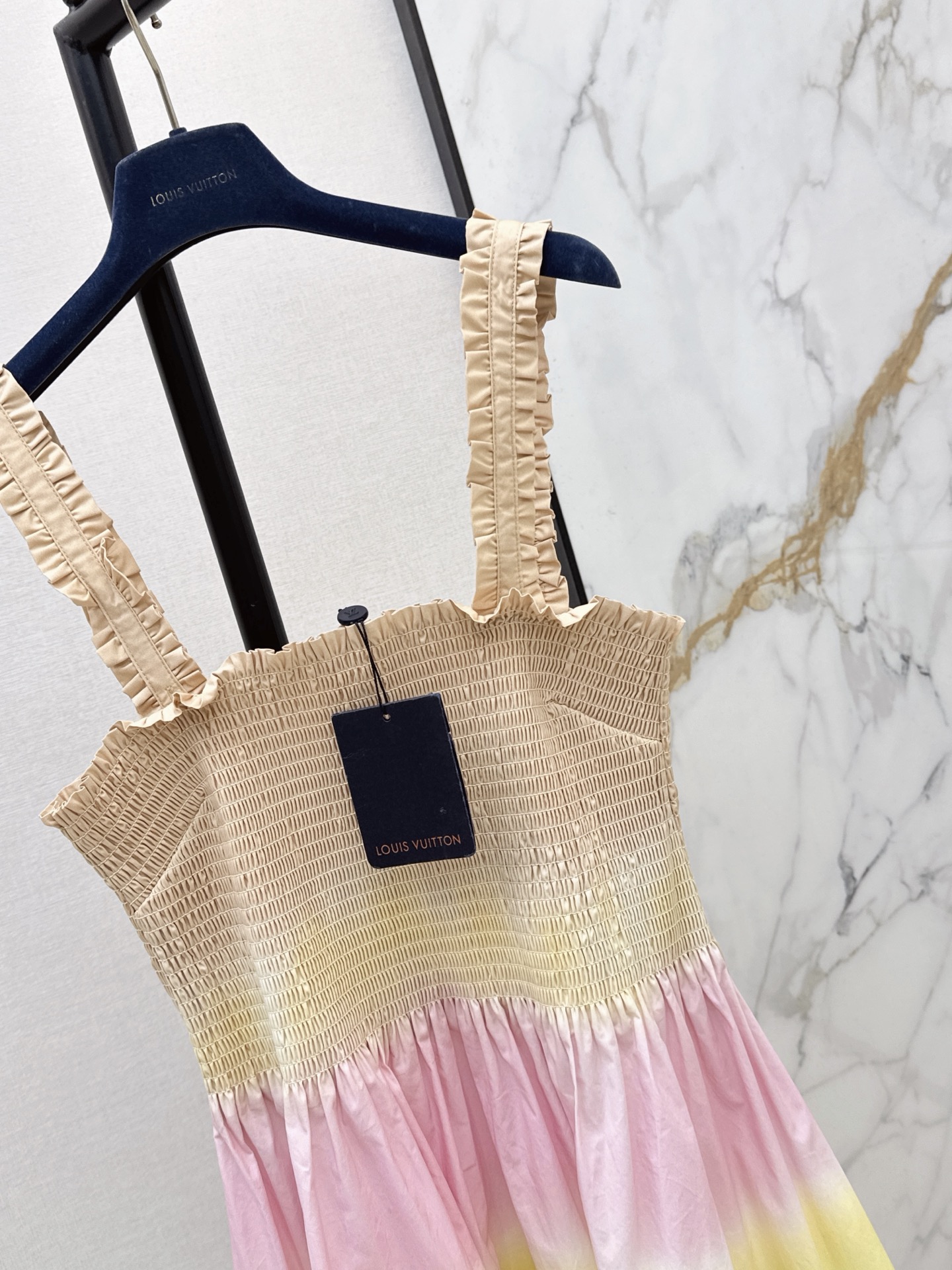 Loui 26ss gradient slip dress