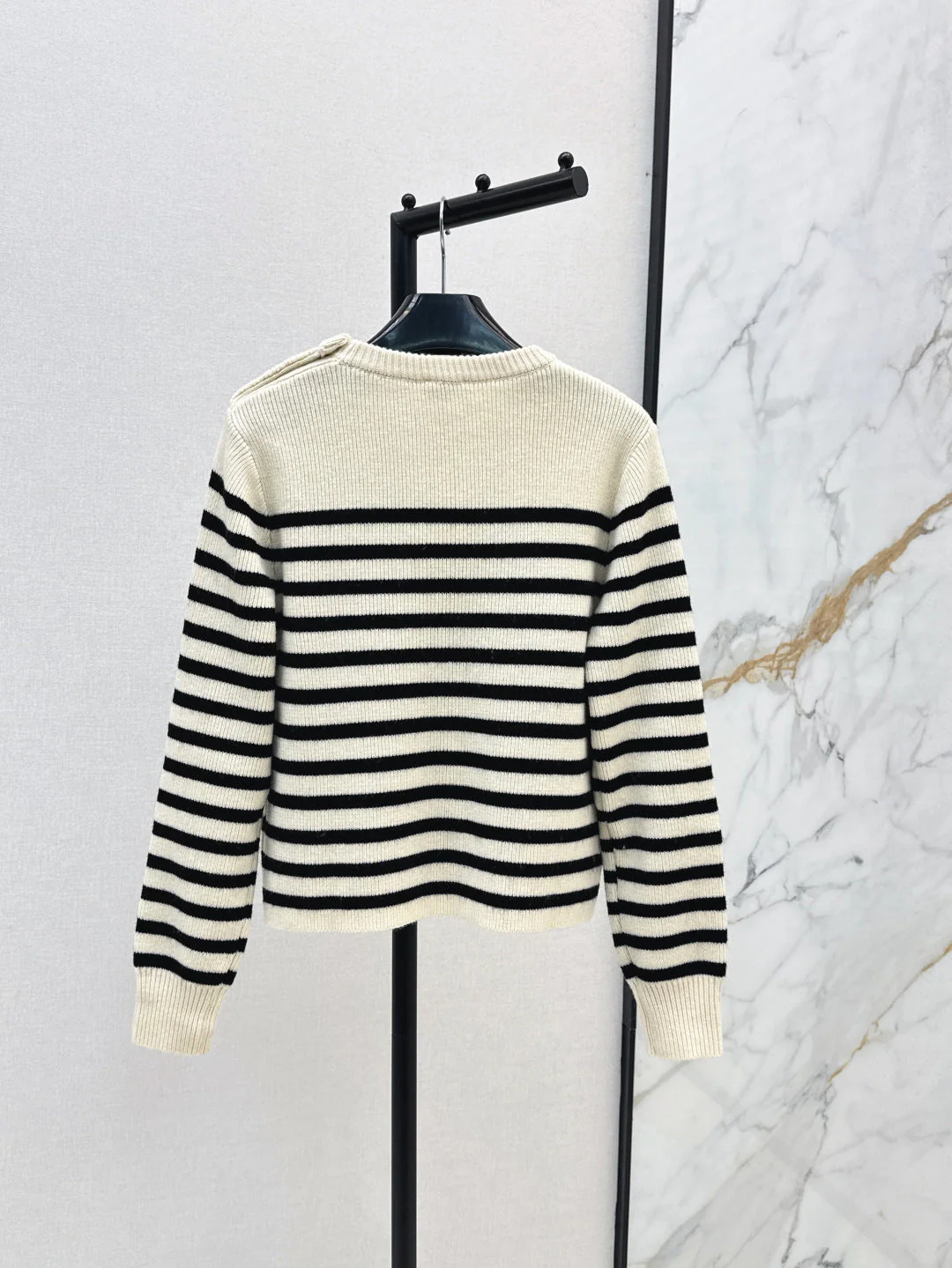 Celi 25fw stripe sweater