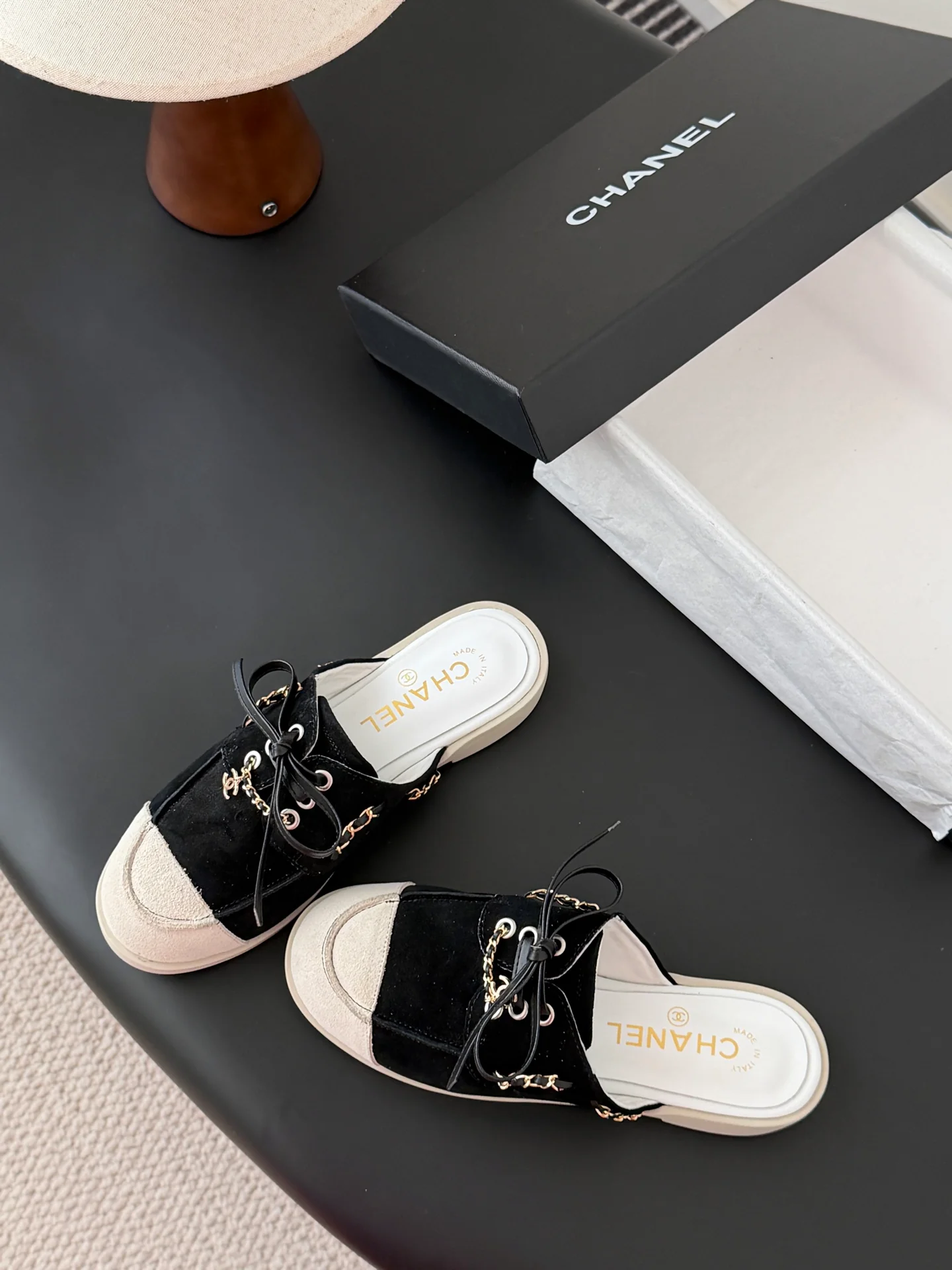 Chan 26ss slip-on shoes