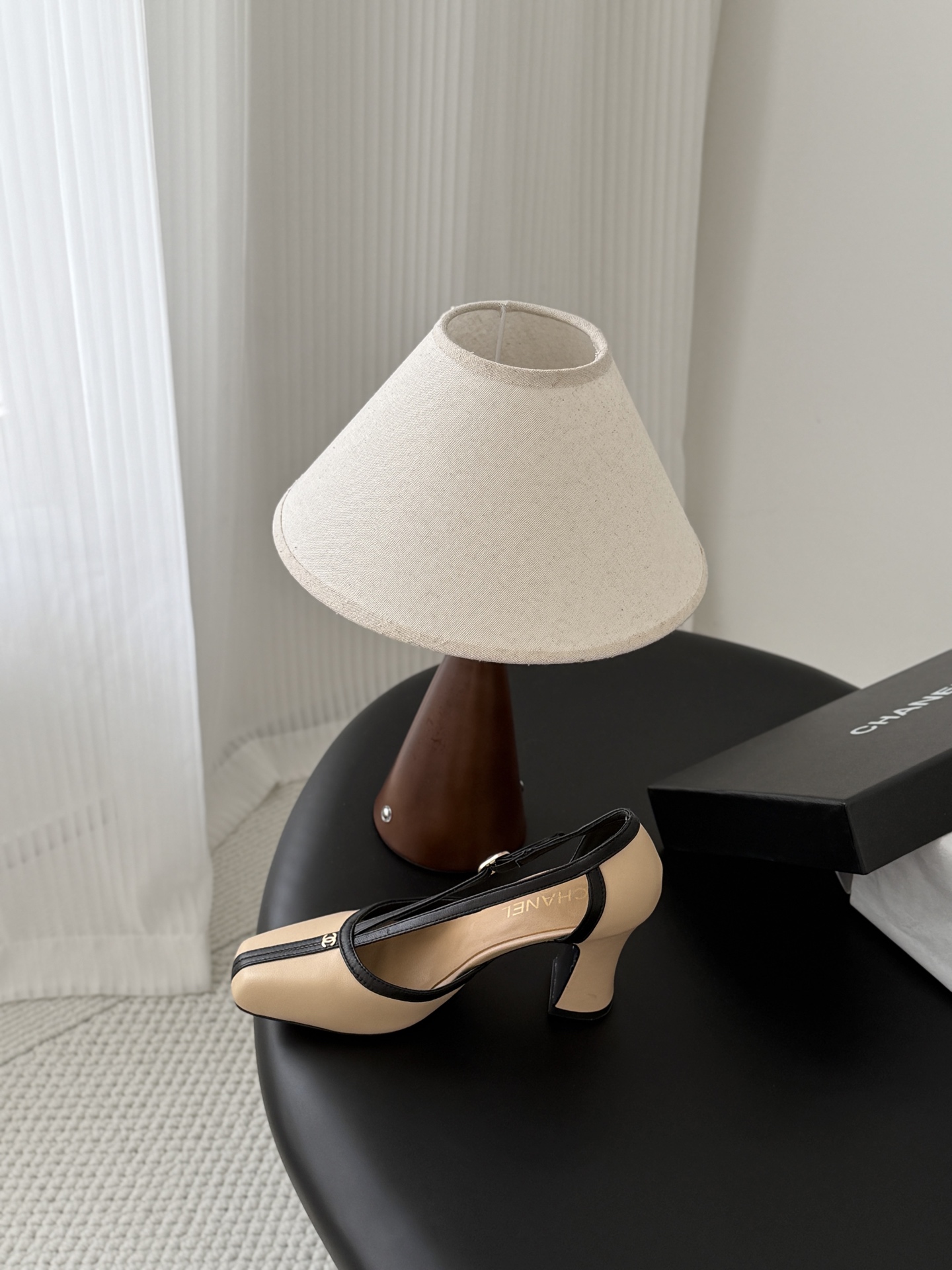 Chan 26K mary jane chunky heels