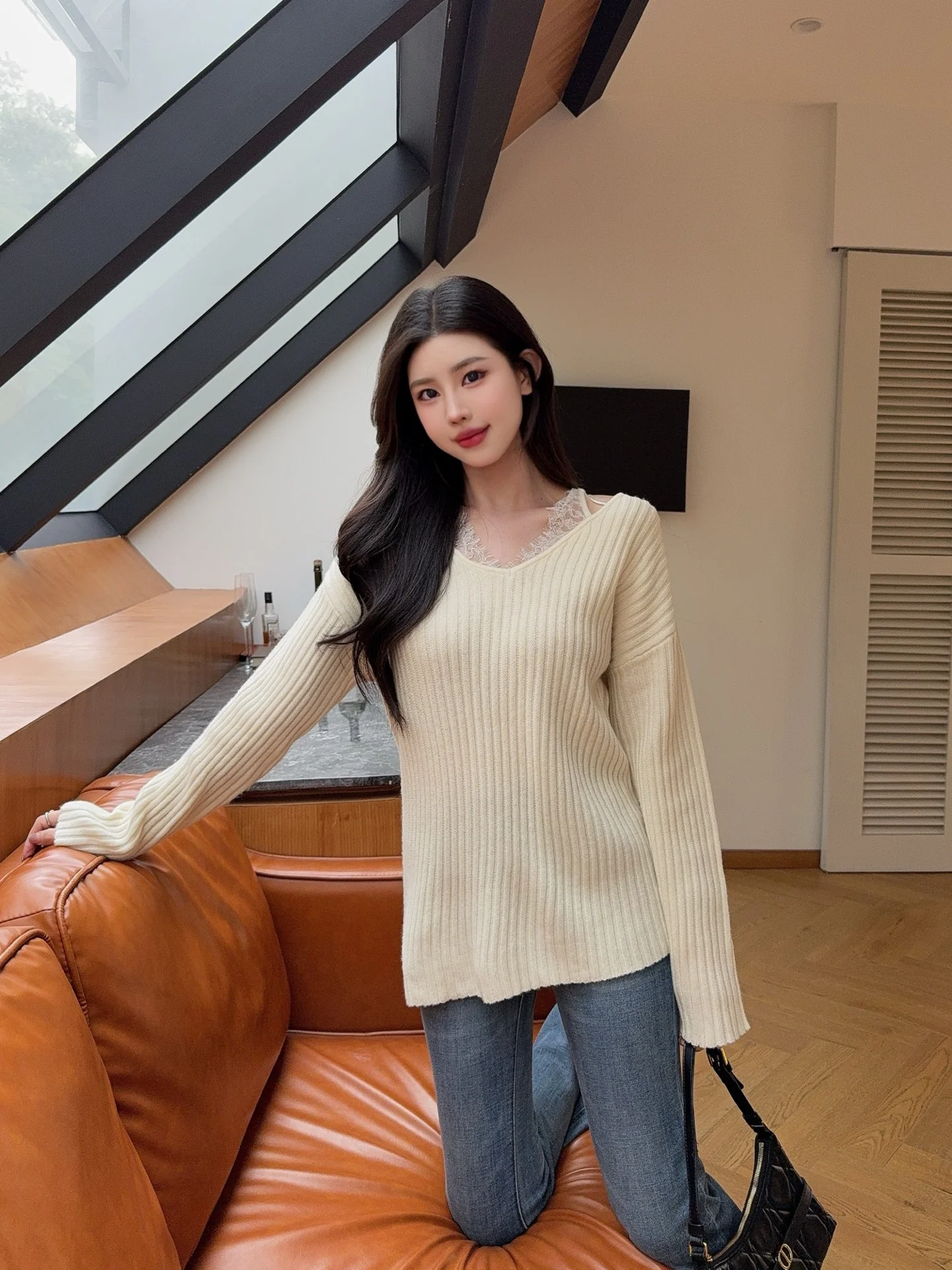 Es 25fw lace contrast sweater