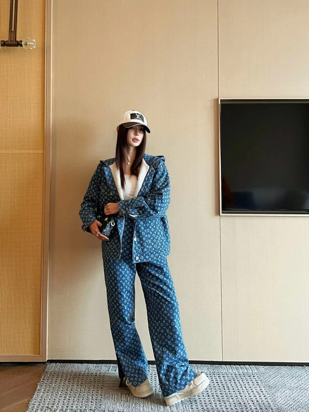 Louis 25fw denim pants