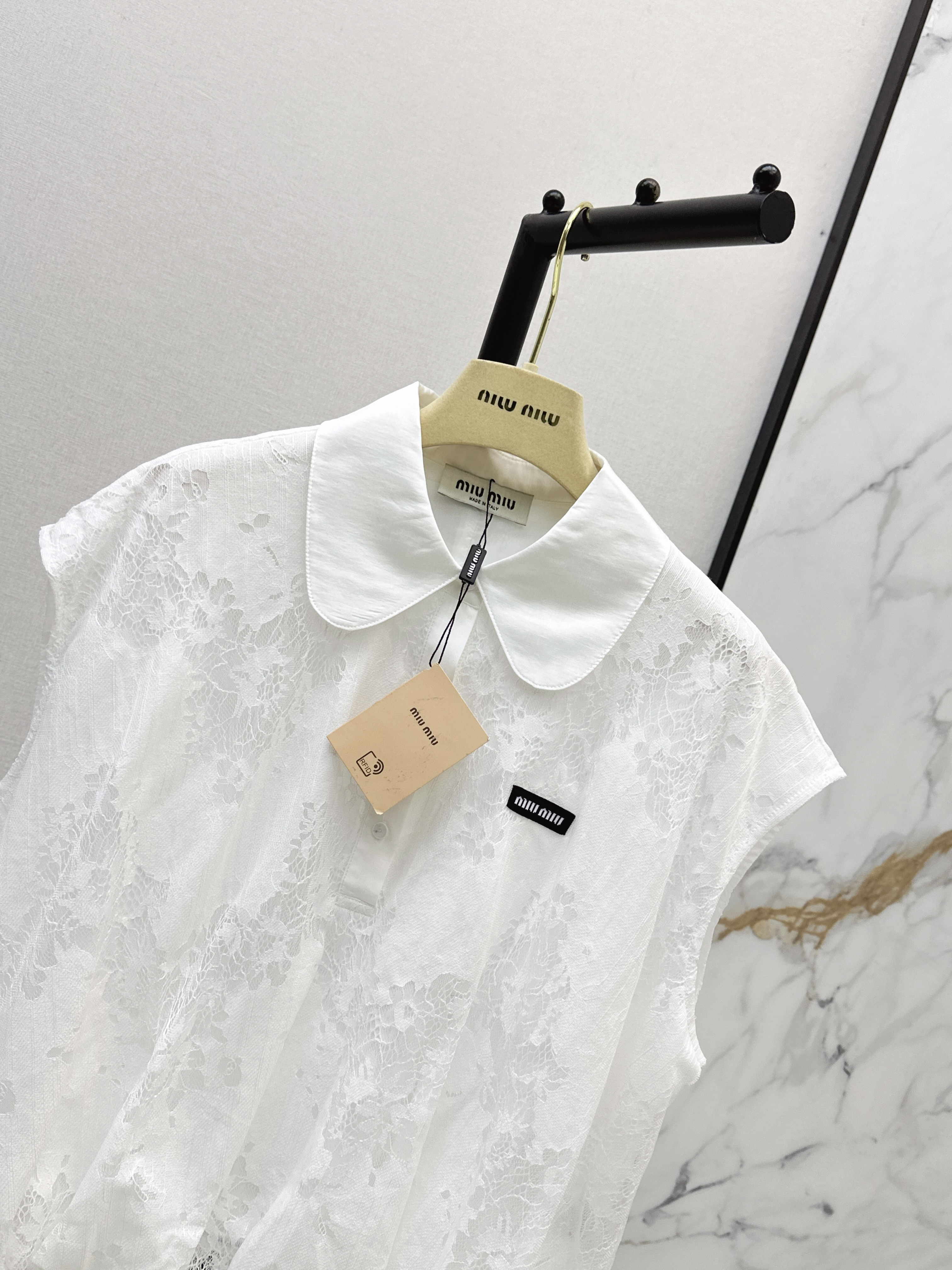 Miu 26ss lace trim top