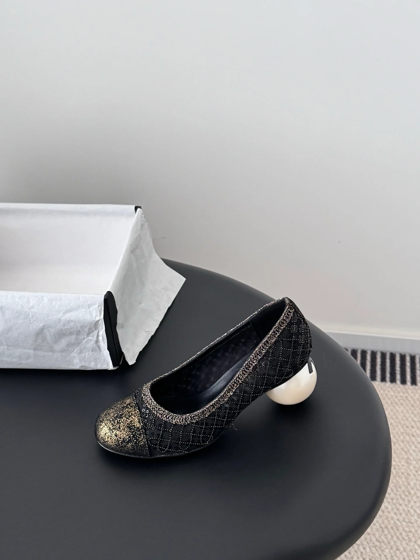 Chan 26ss pearl mary jane chunky heel