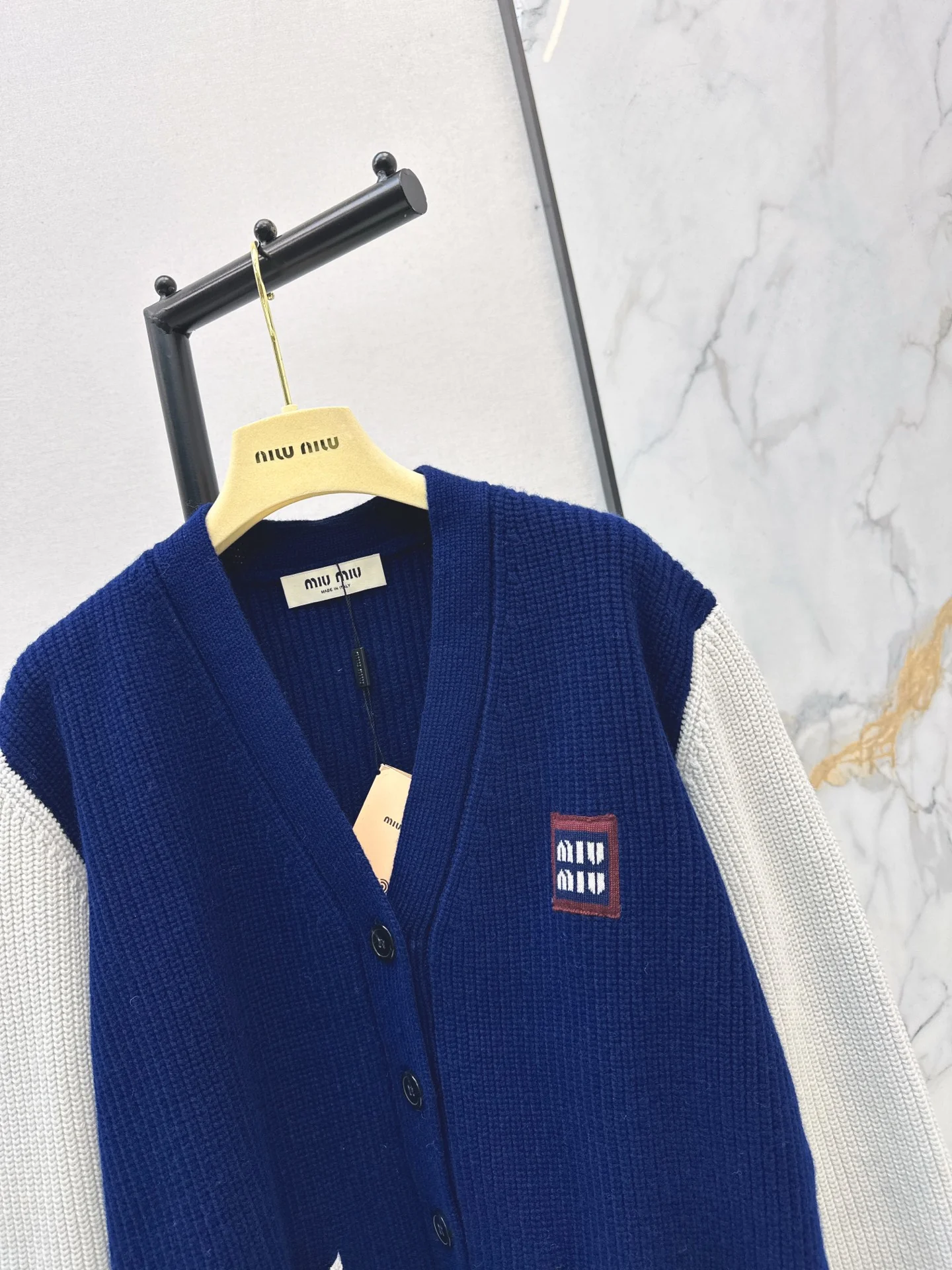 Miu 26ss knit cardigan