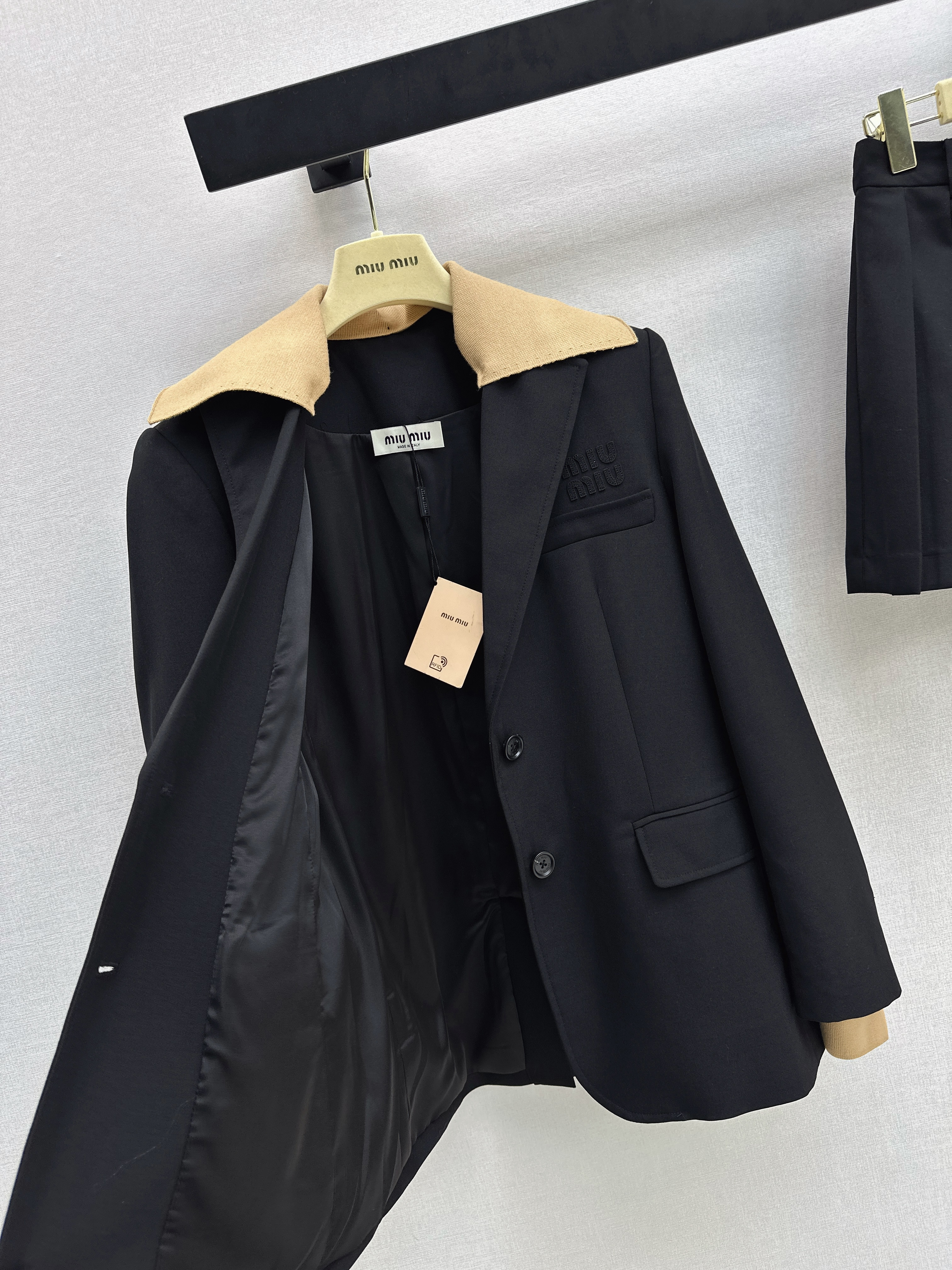 Miu 26ss 2in1 blazer