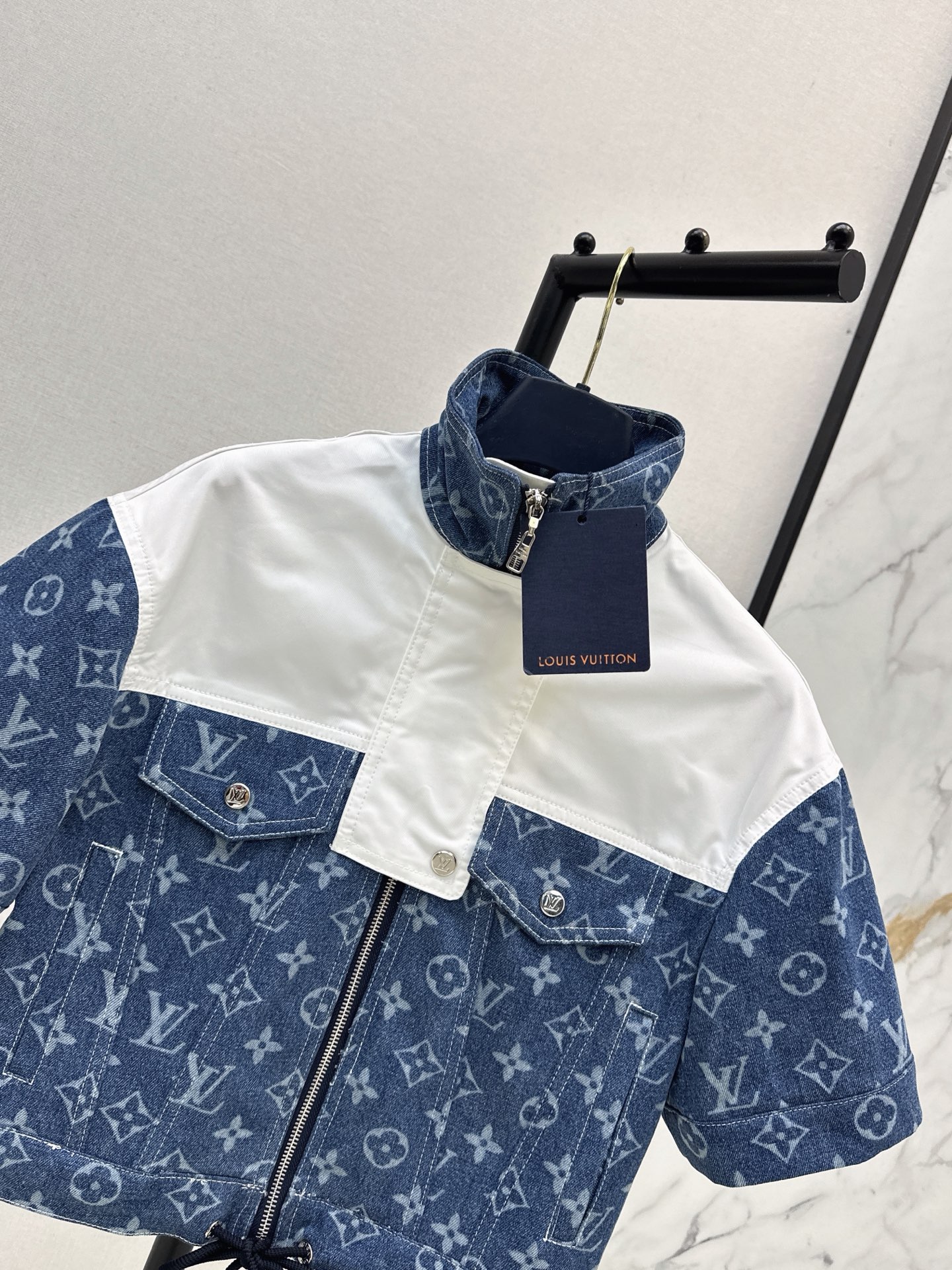 Loui 26ss crooped top