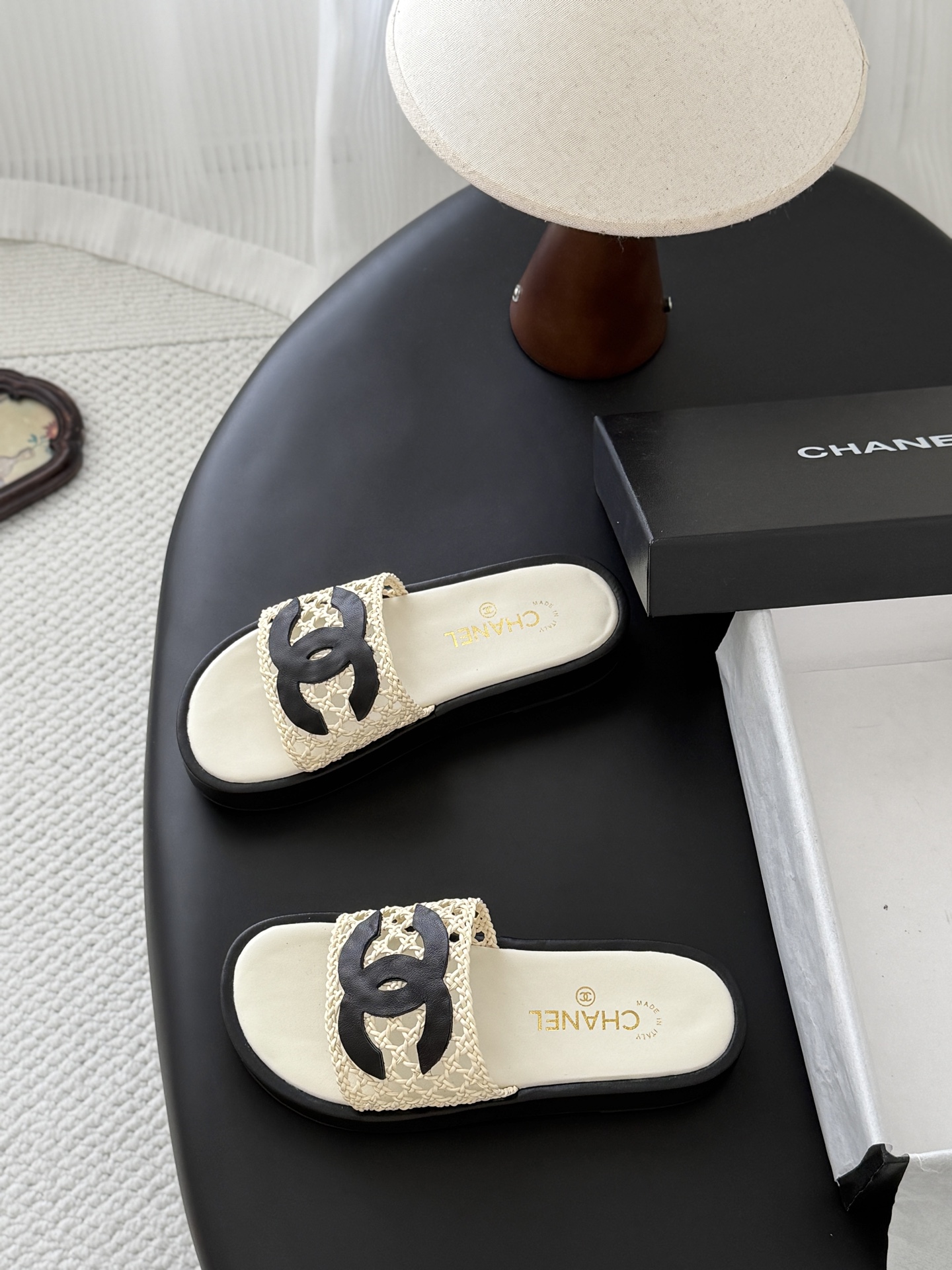 Chan 26ss woven sandals