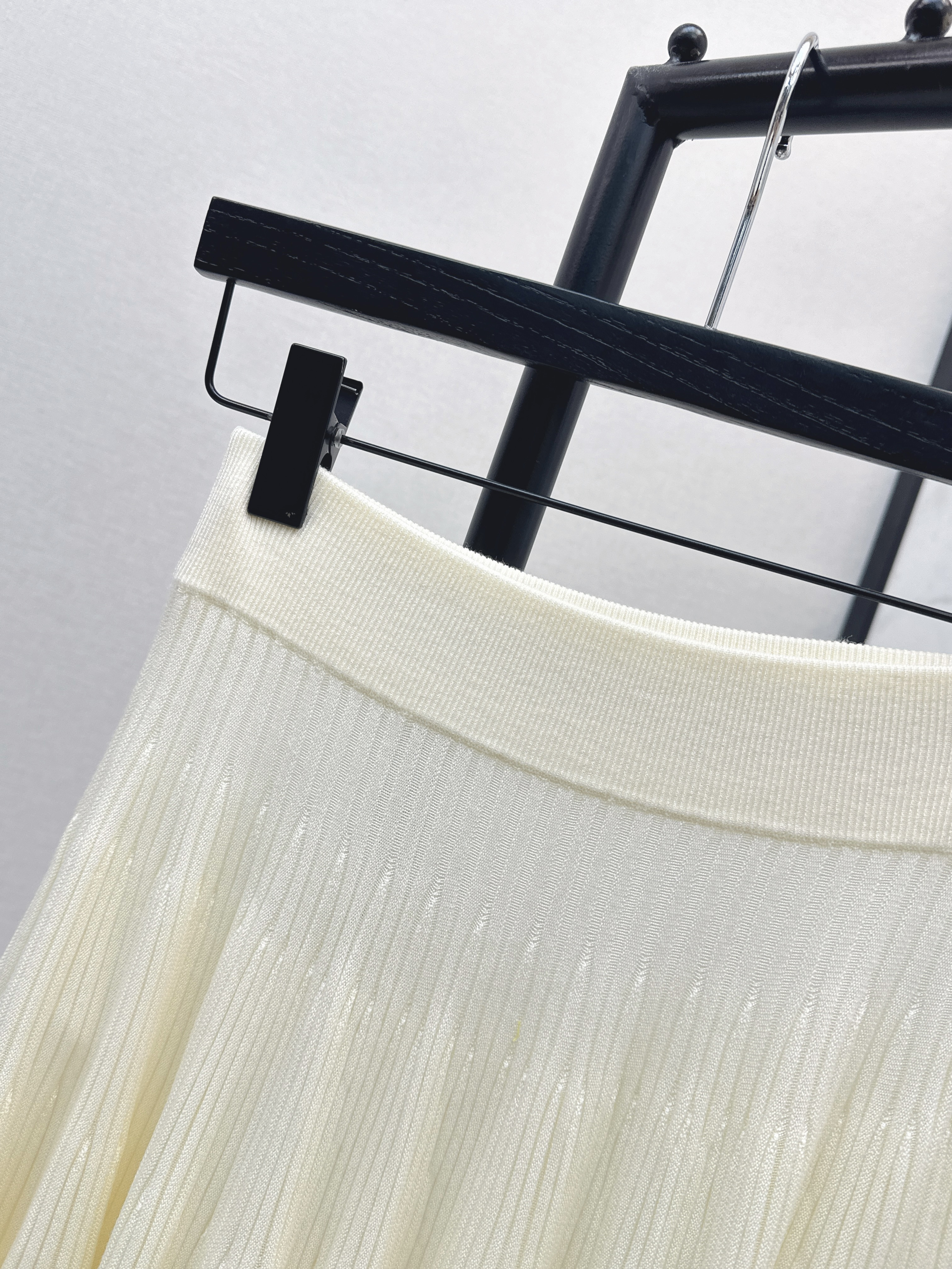 Loui 26ss knit pleated skirt