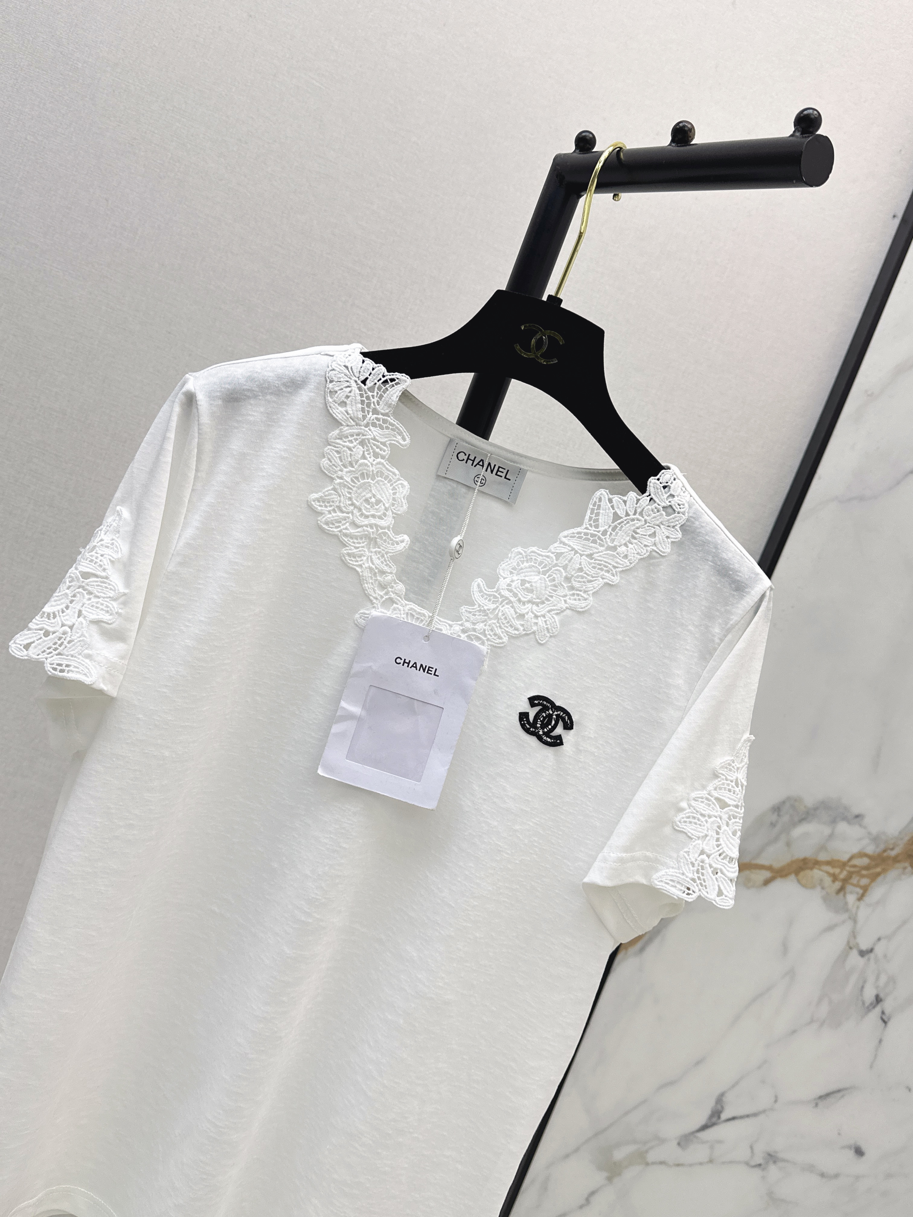 Chan 26ss contract lace t-shirt