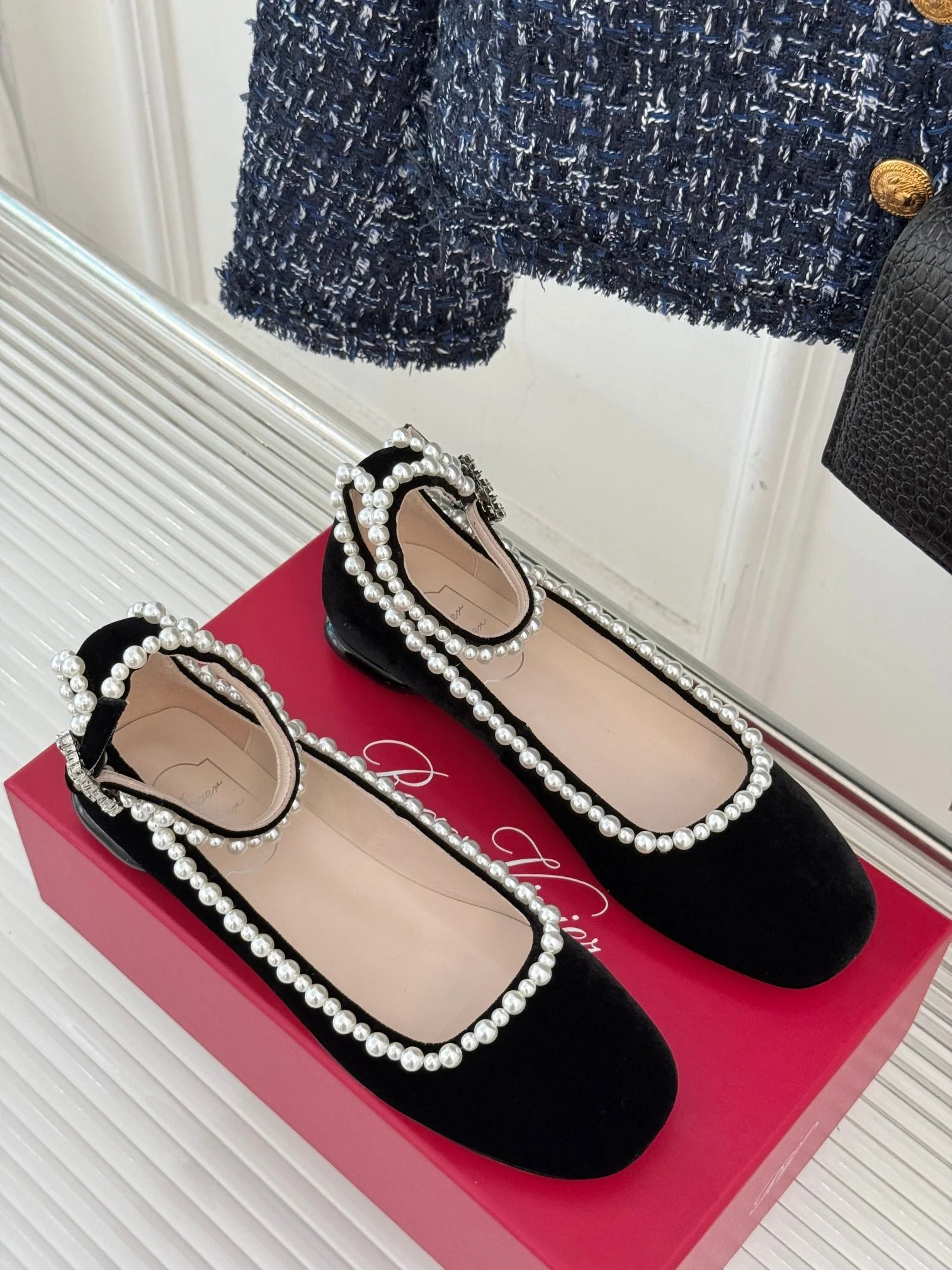 R Vi pearls ballerina shoes